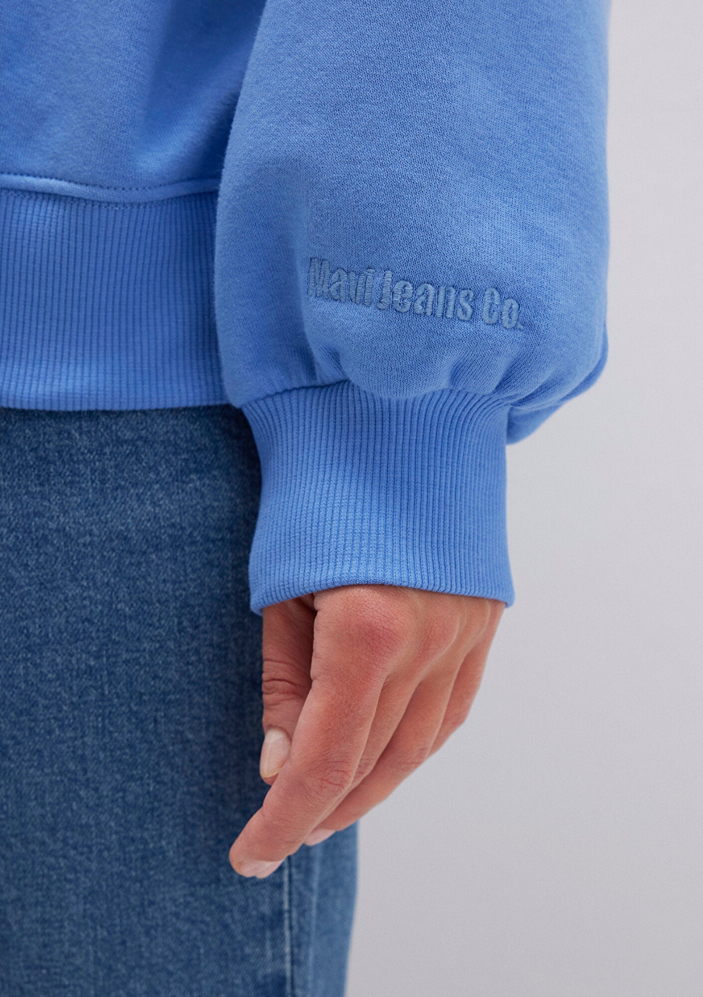 Crew Neck Navy Basic Sweatshirt
