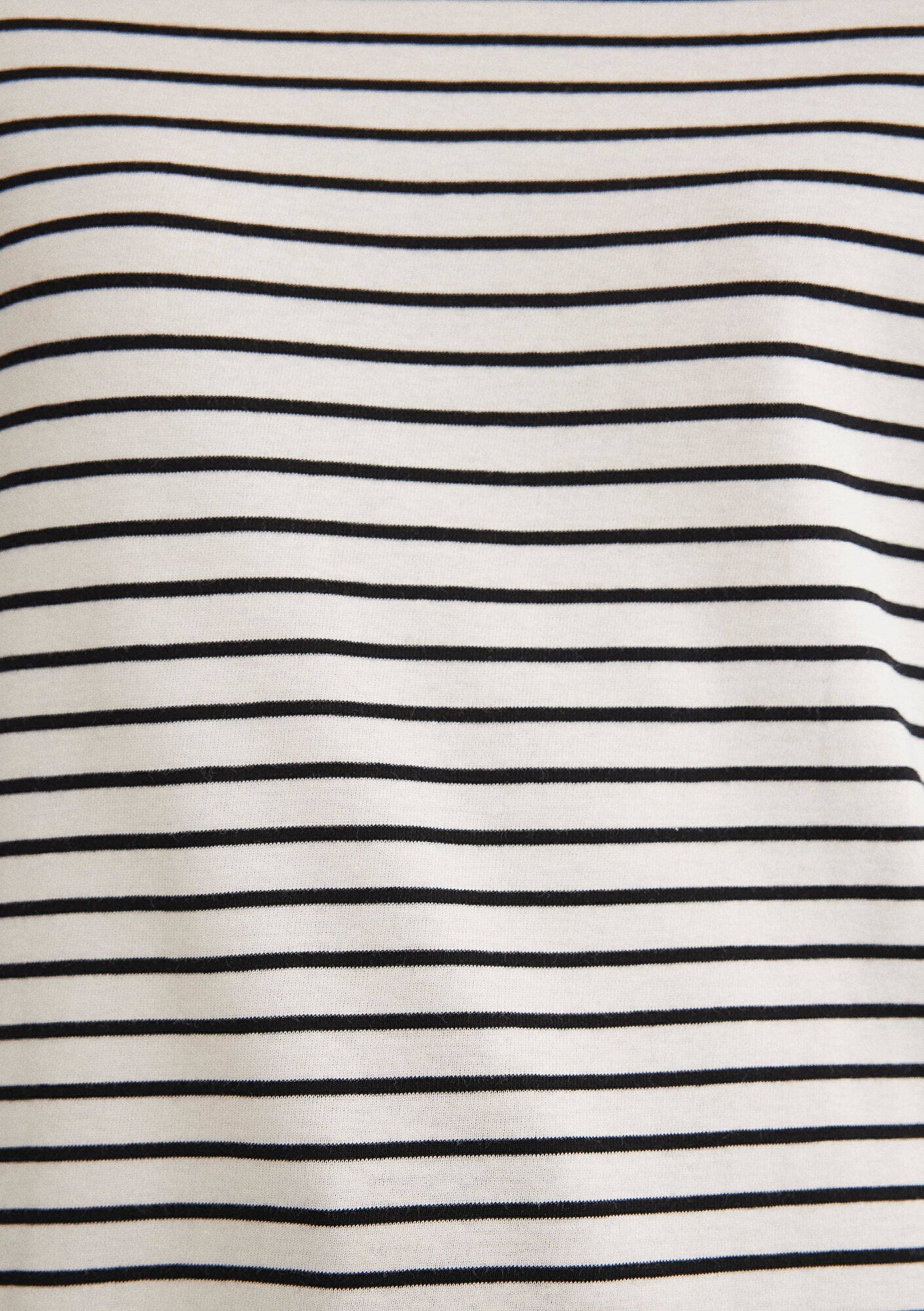 Black Basic T-Shirt