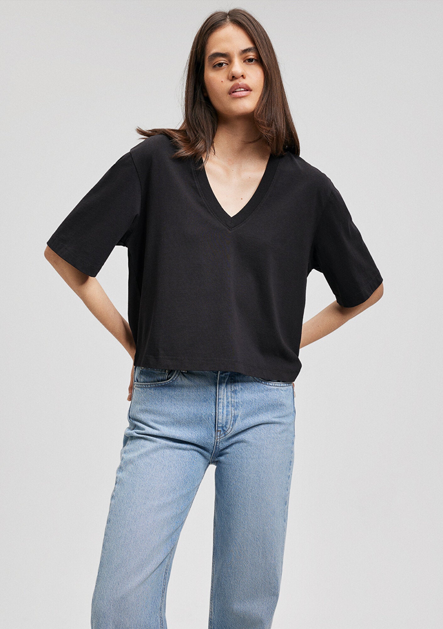 Black Basic T-Shirt