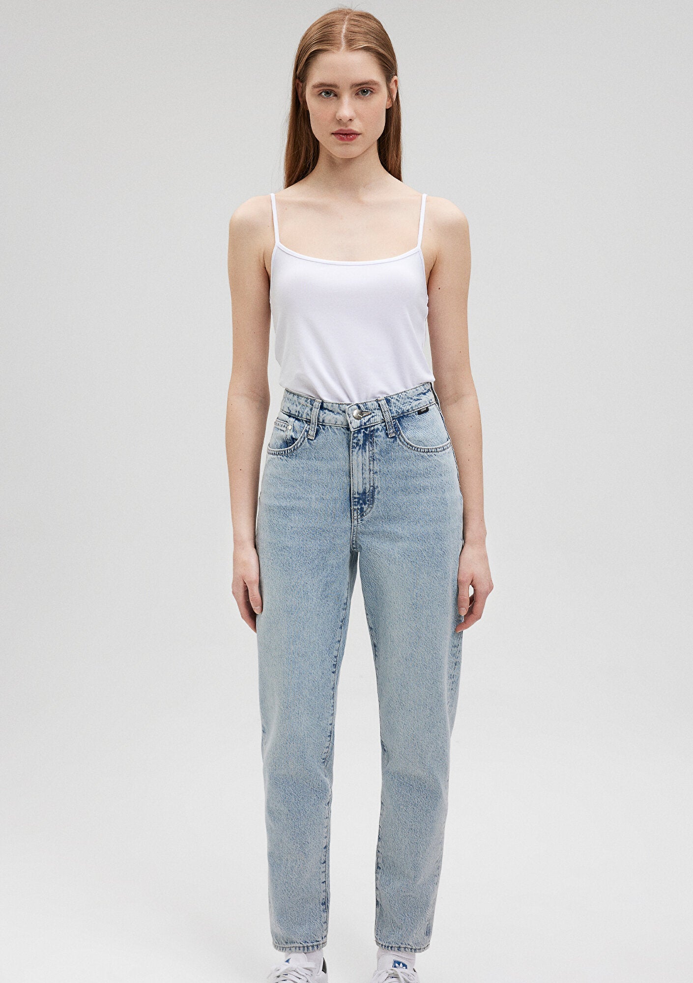 Strap White Basic Tank