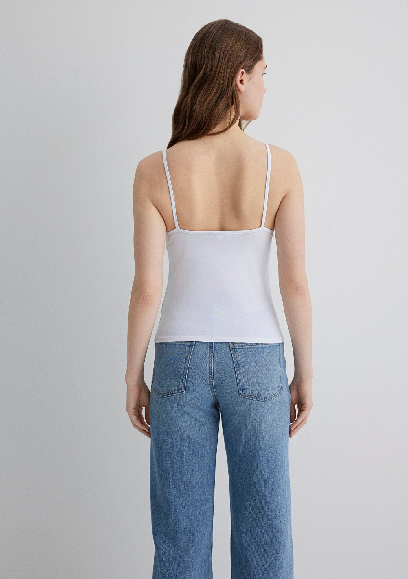 Strap White Basic Tank