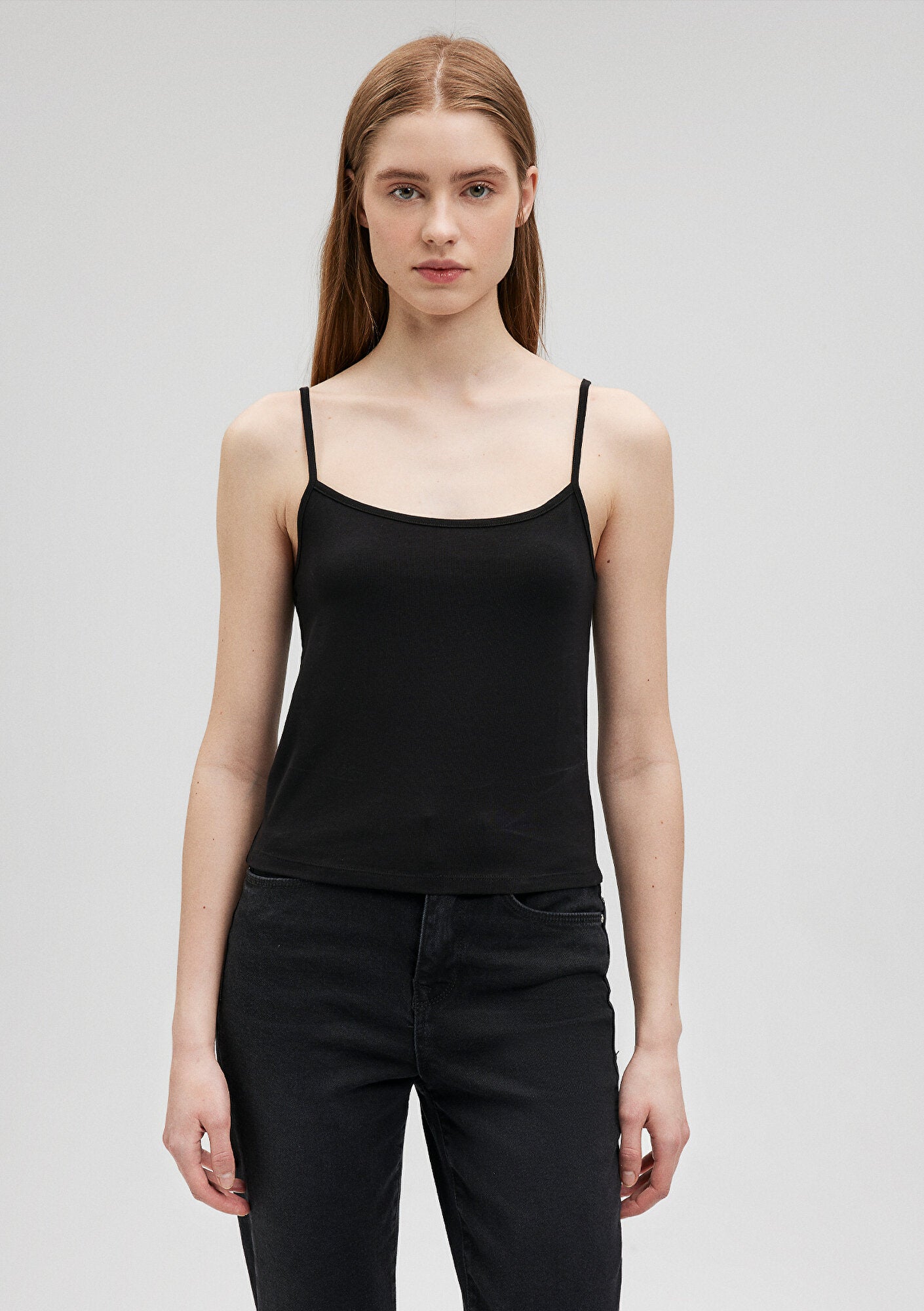 Strap Black Basic Tank