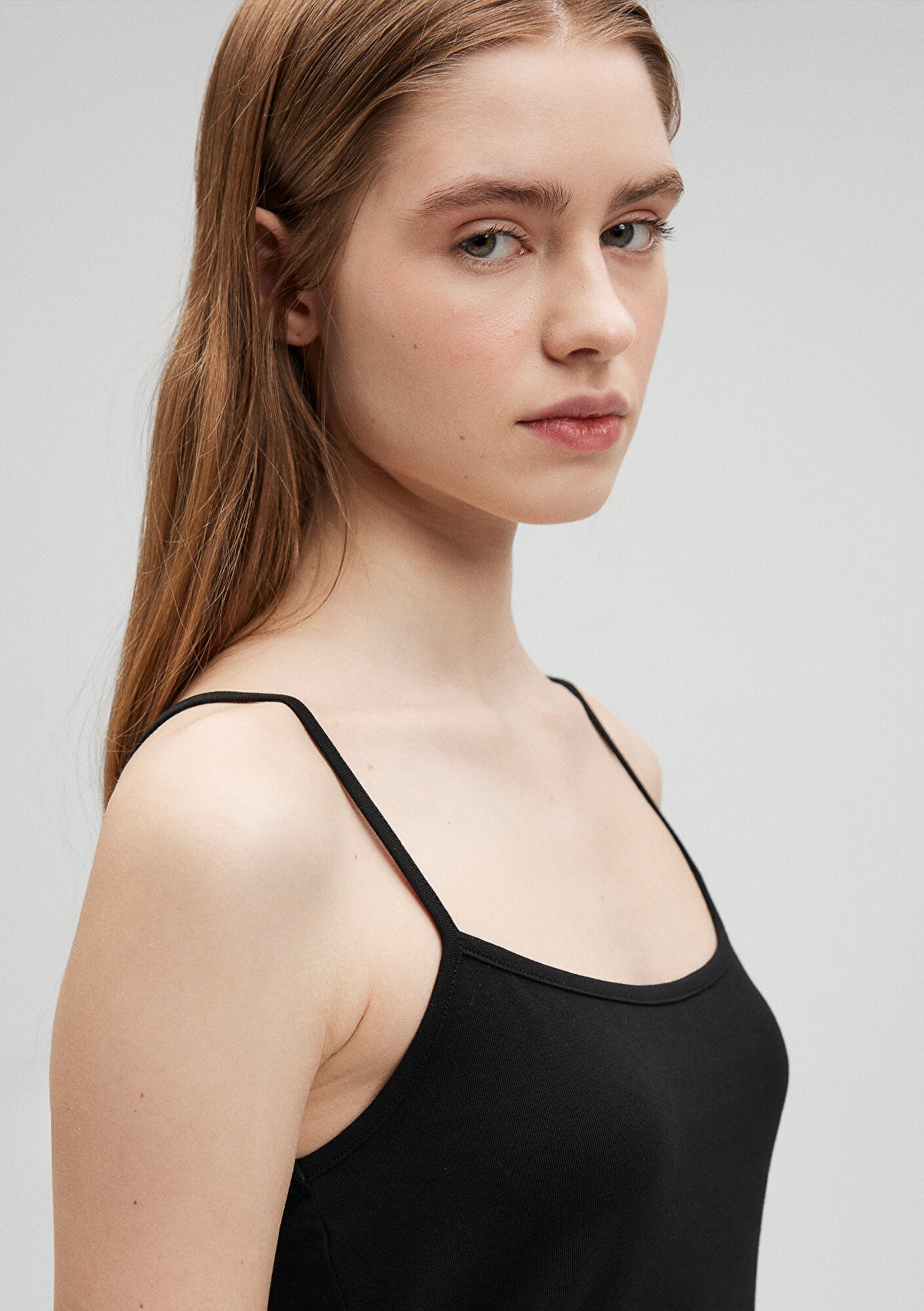 Strap Black Basic Tank