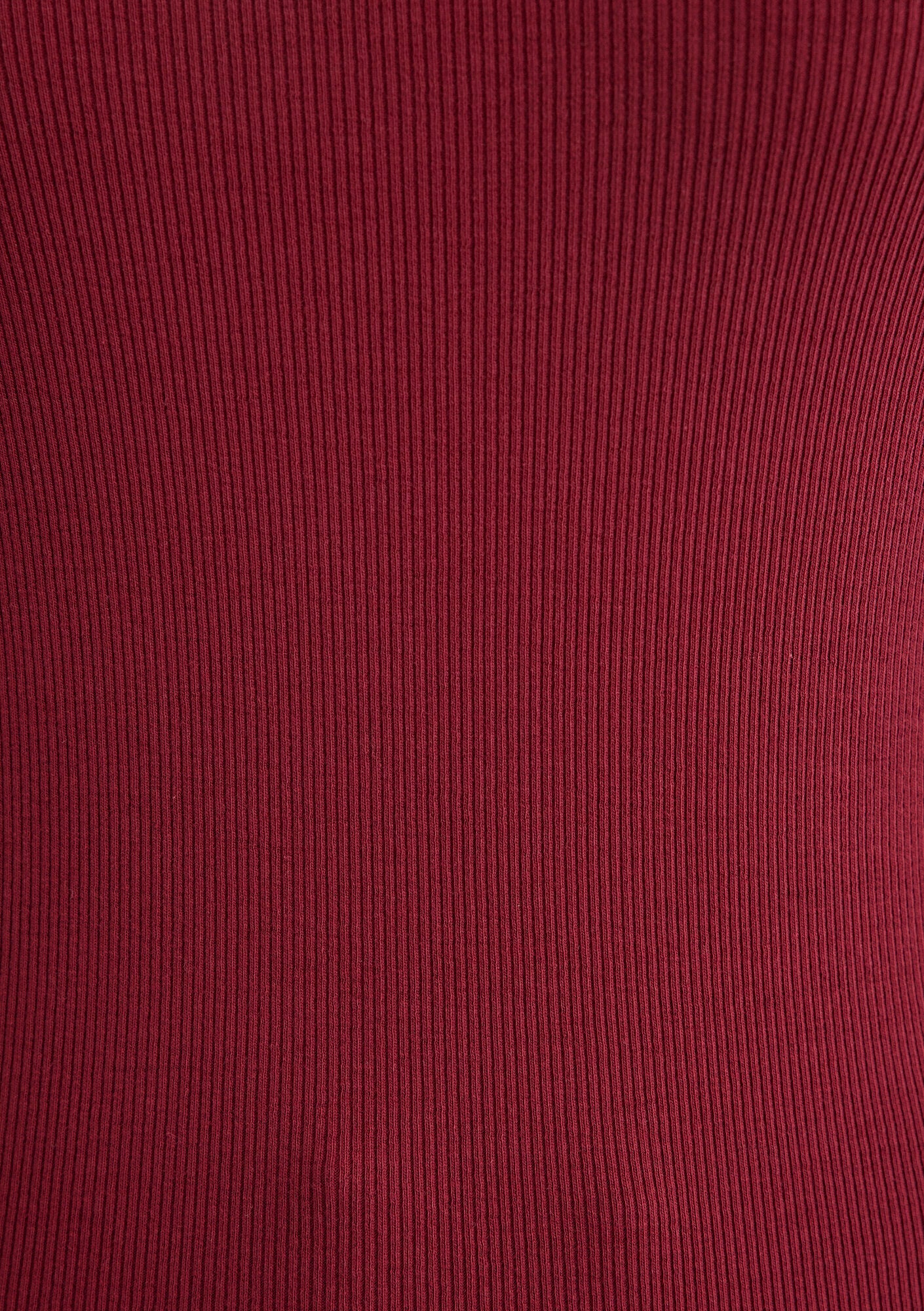 Burgundy Tank
