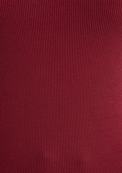 Burgundy Tank
