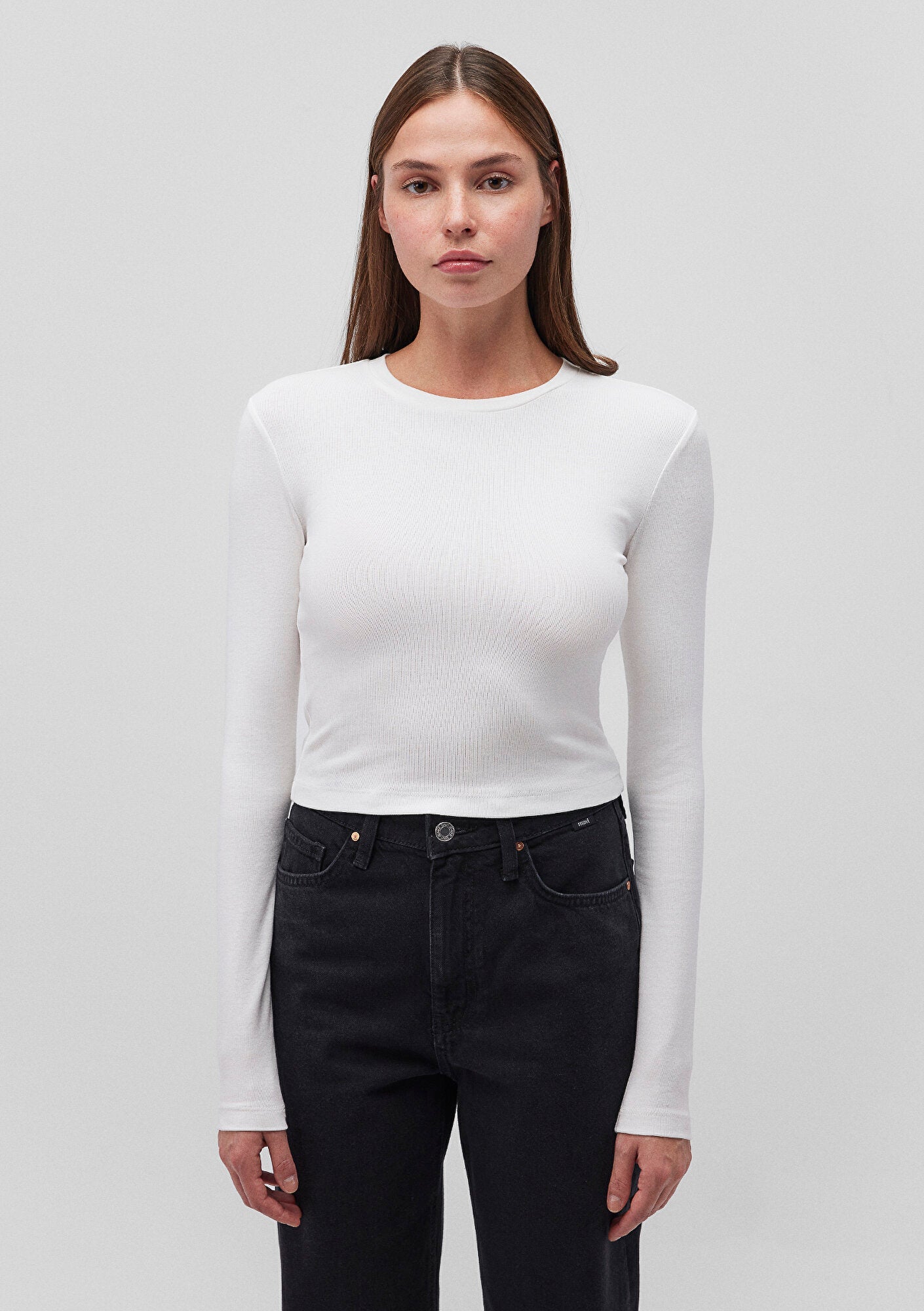 White Long Sleeve Crop Basic T-Shirt