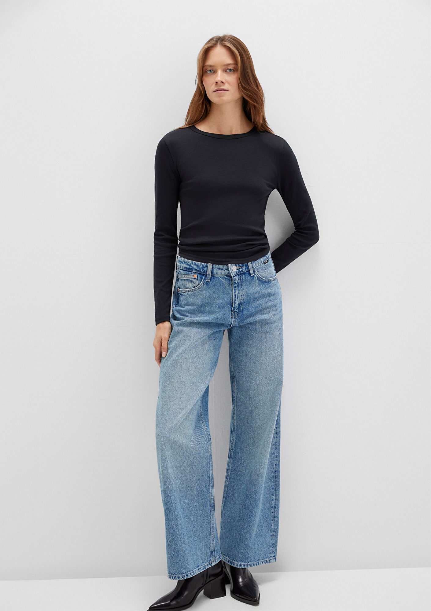 Long Sleeve Black Basic T-Shirt