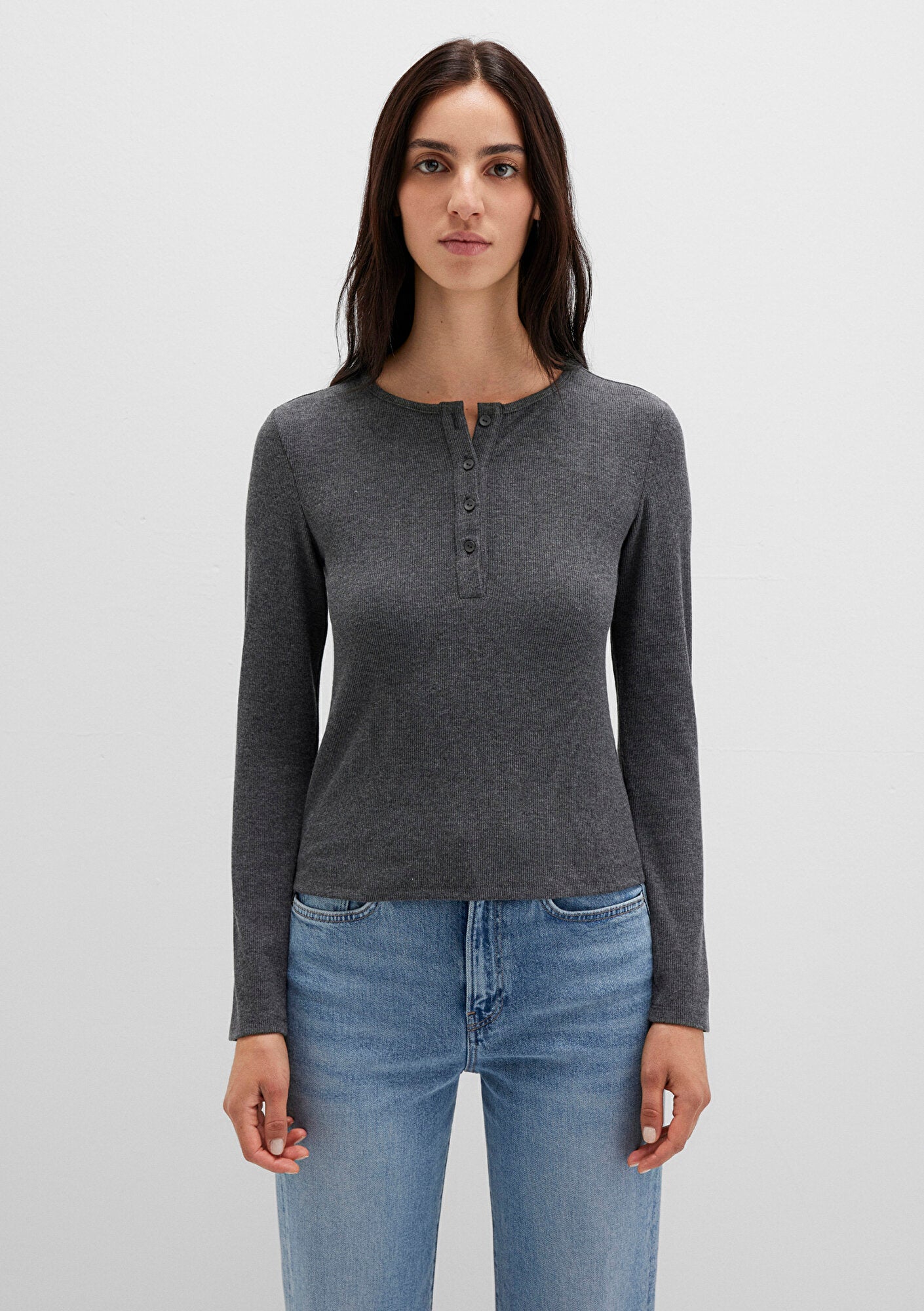 Long Sleeve Grey Basic T-Shirt