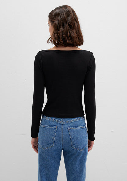 Long Sleeve Black Basic T-Shirt