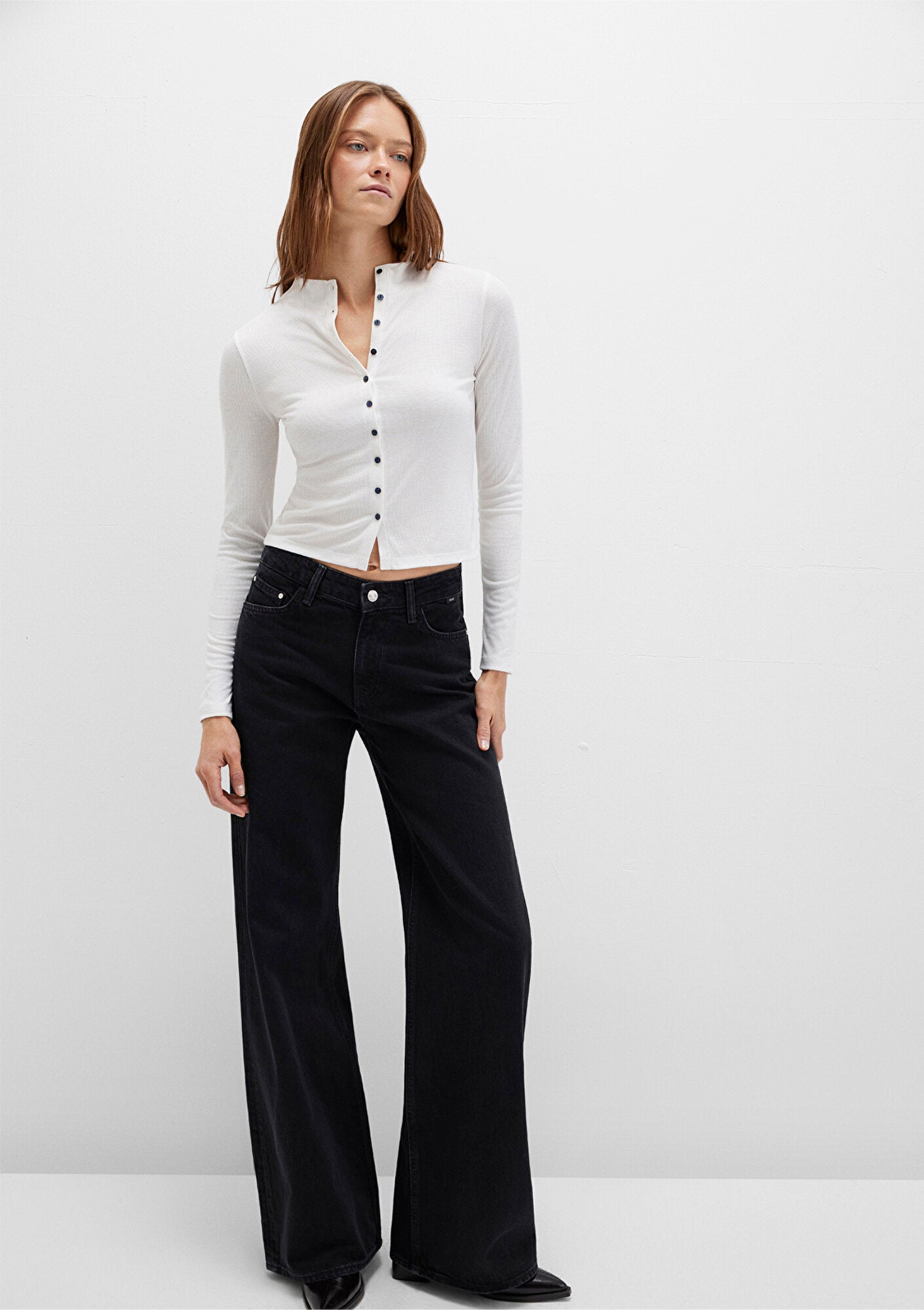 Button Detailed Ecru T-Shirt