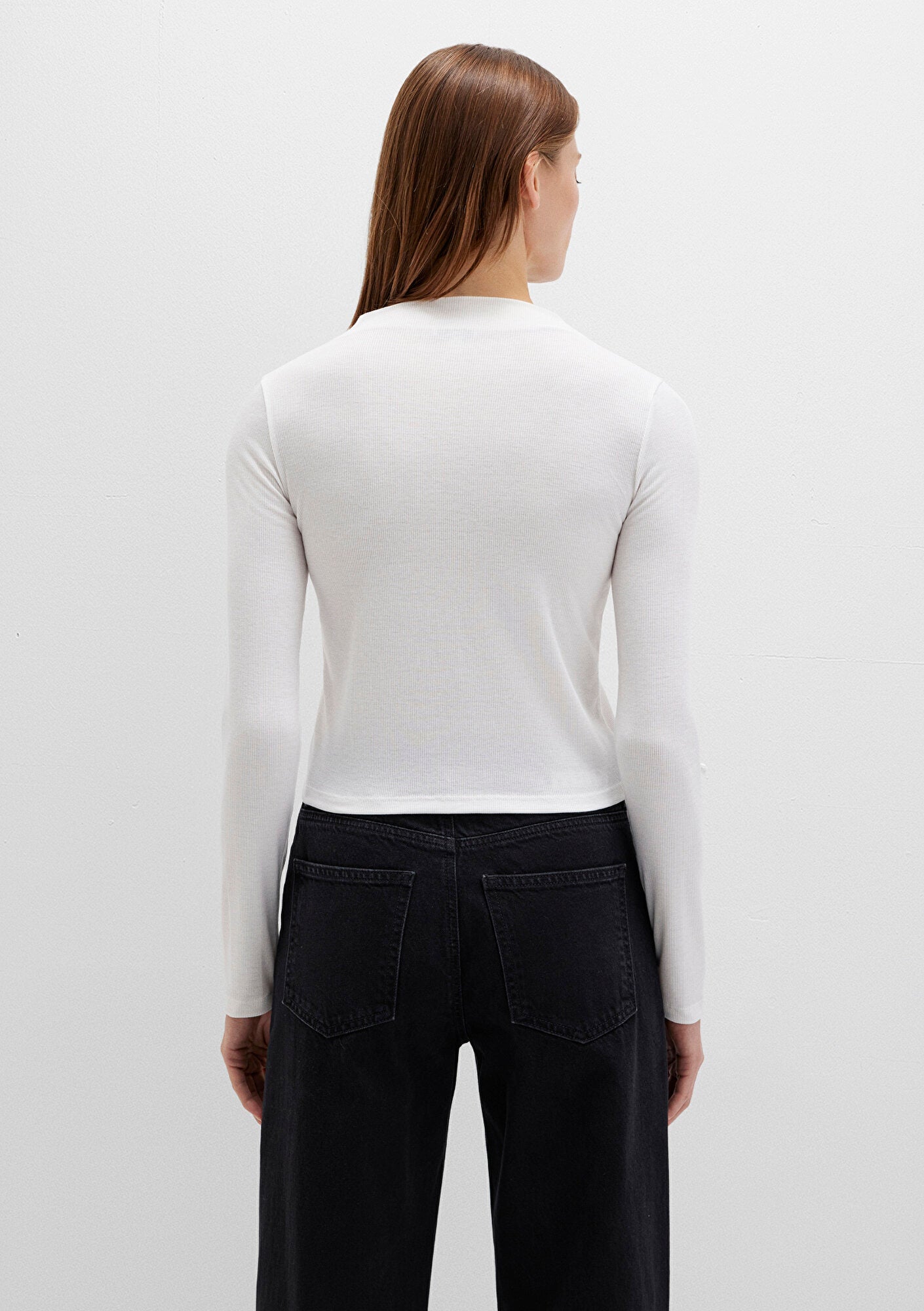 Button Detailed Ecru T-Shirt