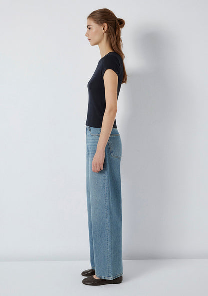 Navy Basic T-Shirt
