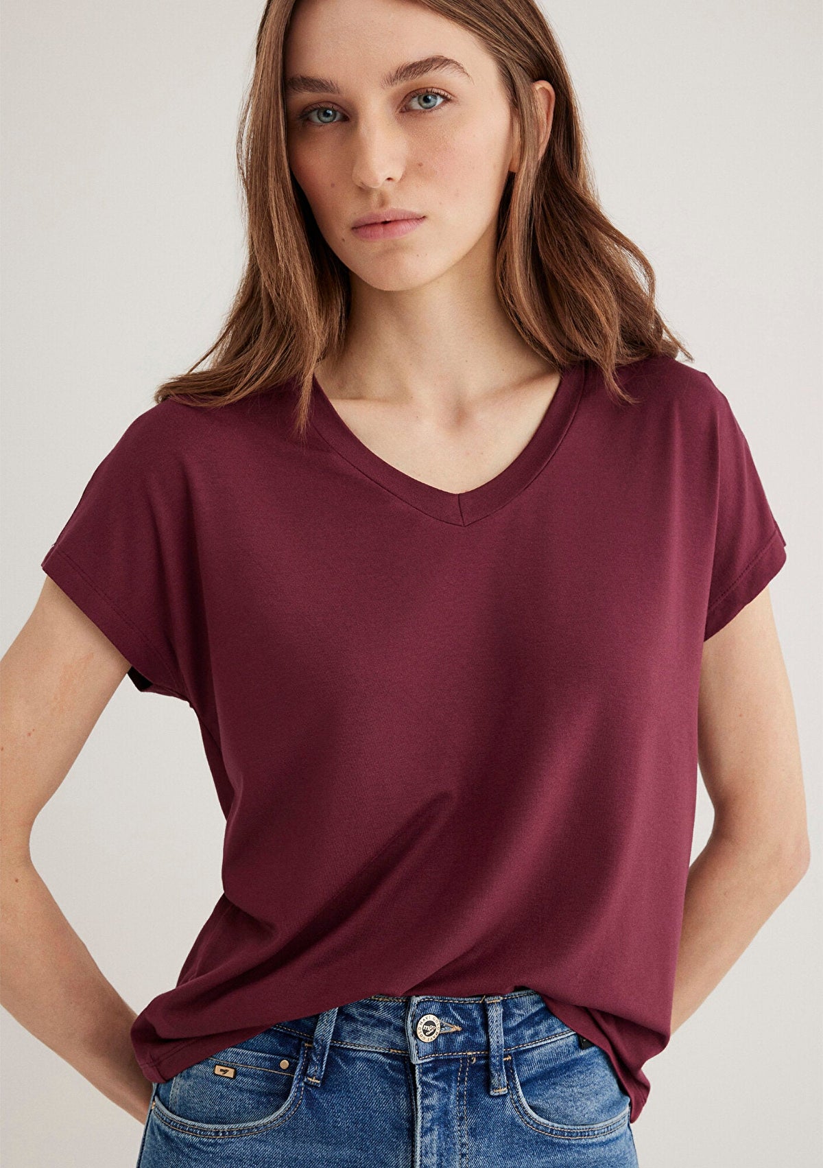 V Neck Burgundy Basic T-Shirt