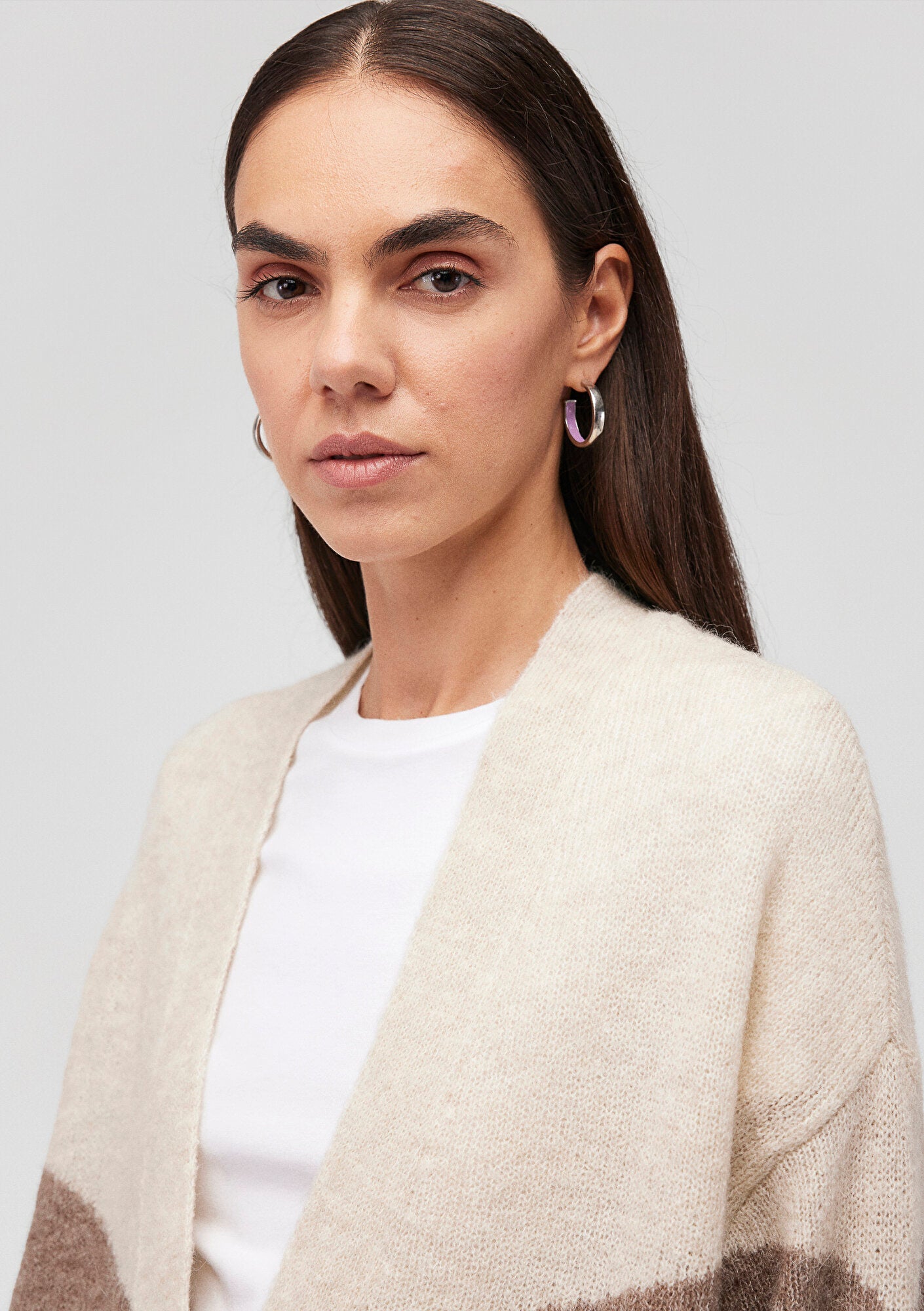 Buttoned Grey Hırka