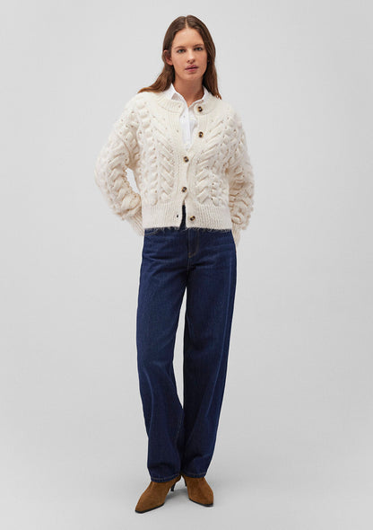 Buttoned White Hırka