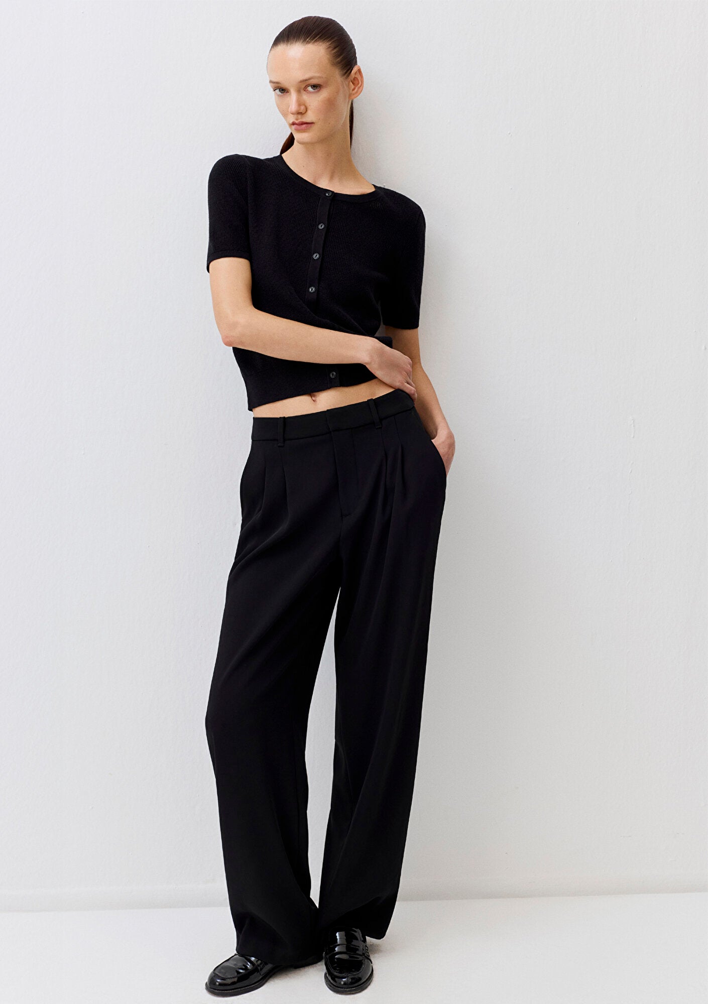 Short Sleeved Black Cardigan