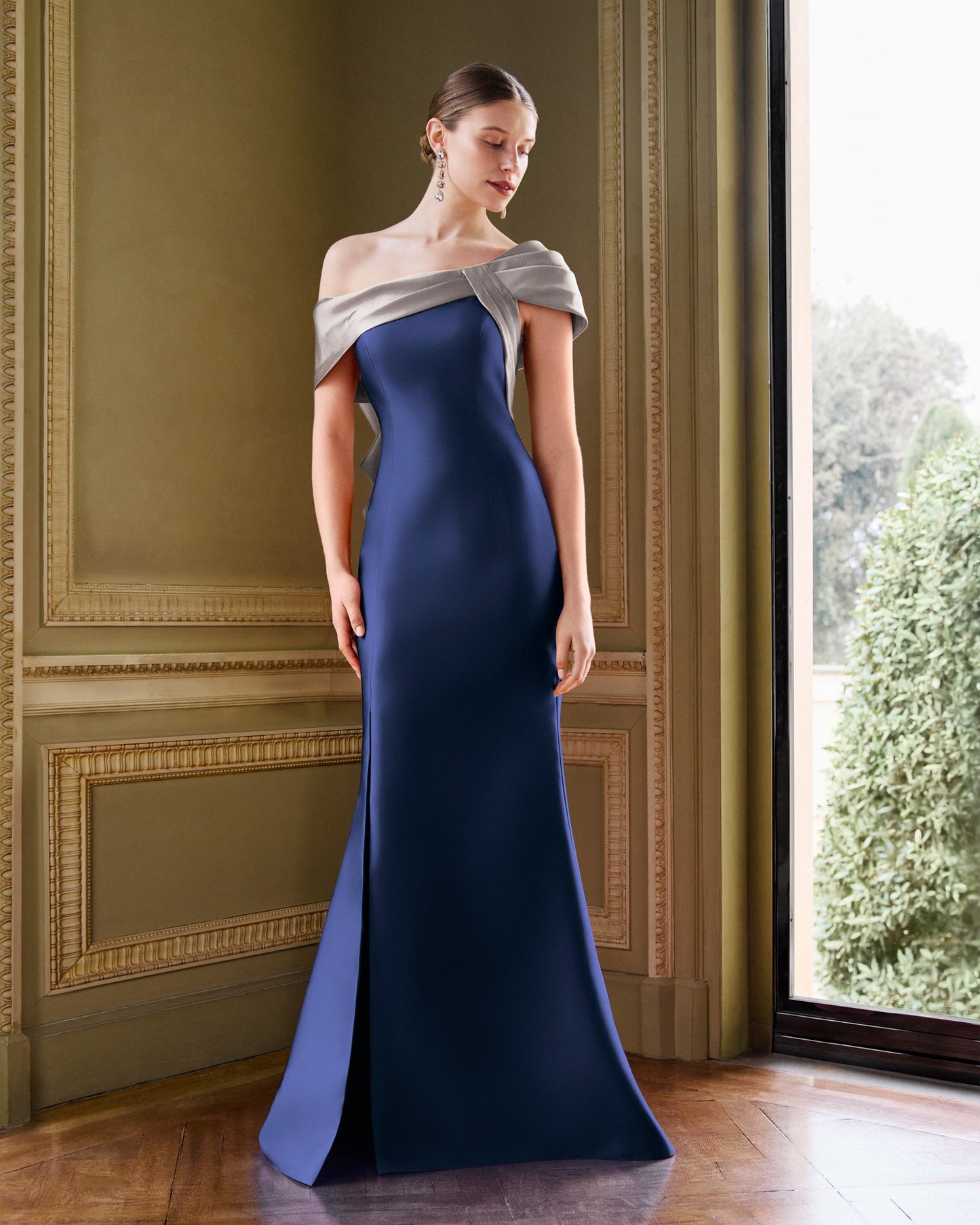 Couture Club 1Gf7