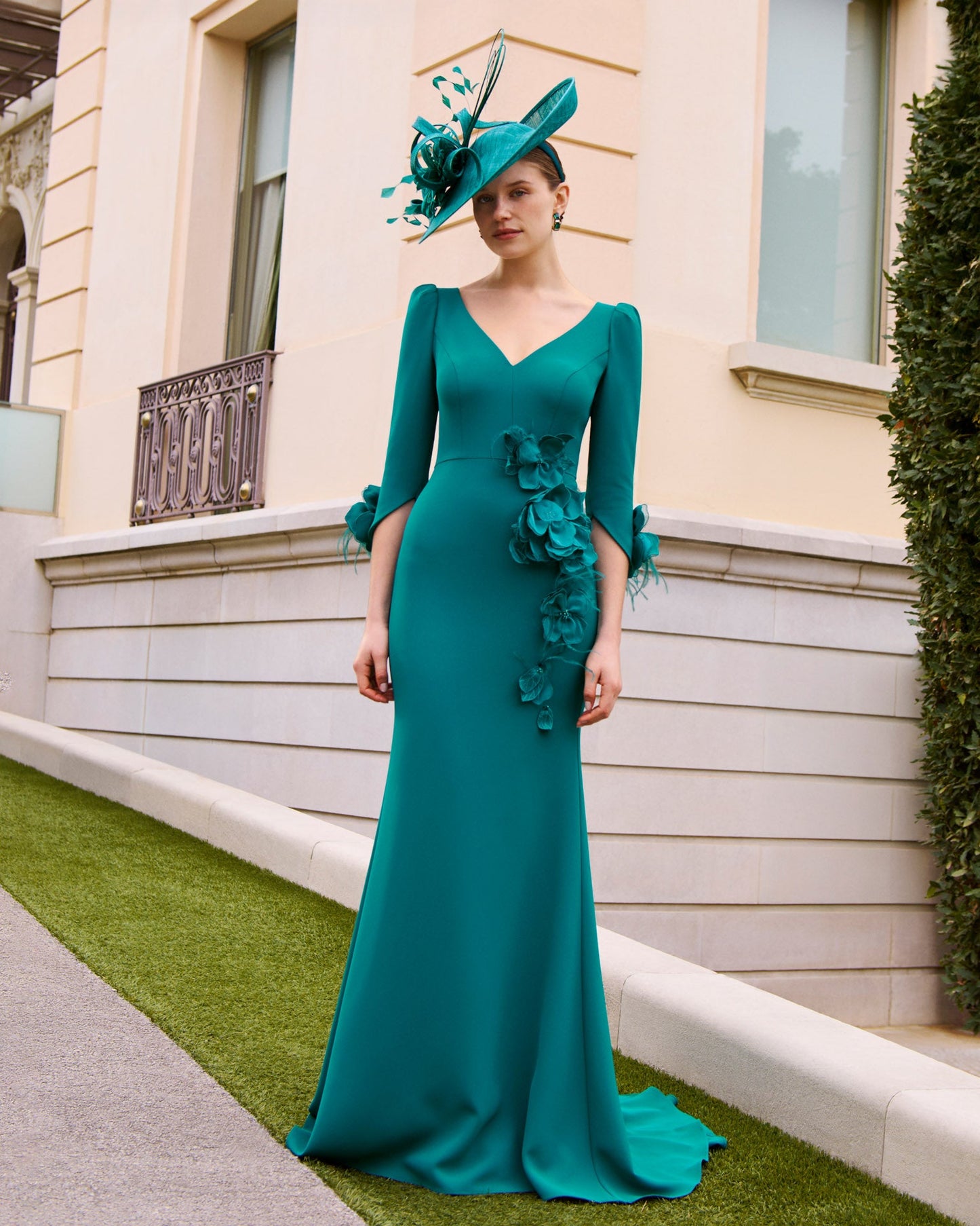 Couture Club 1Gl4