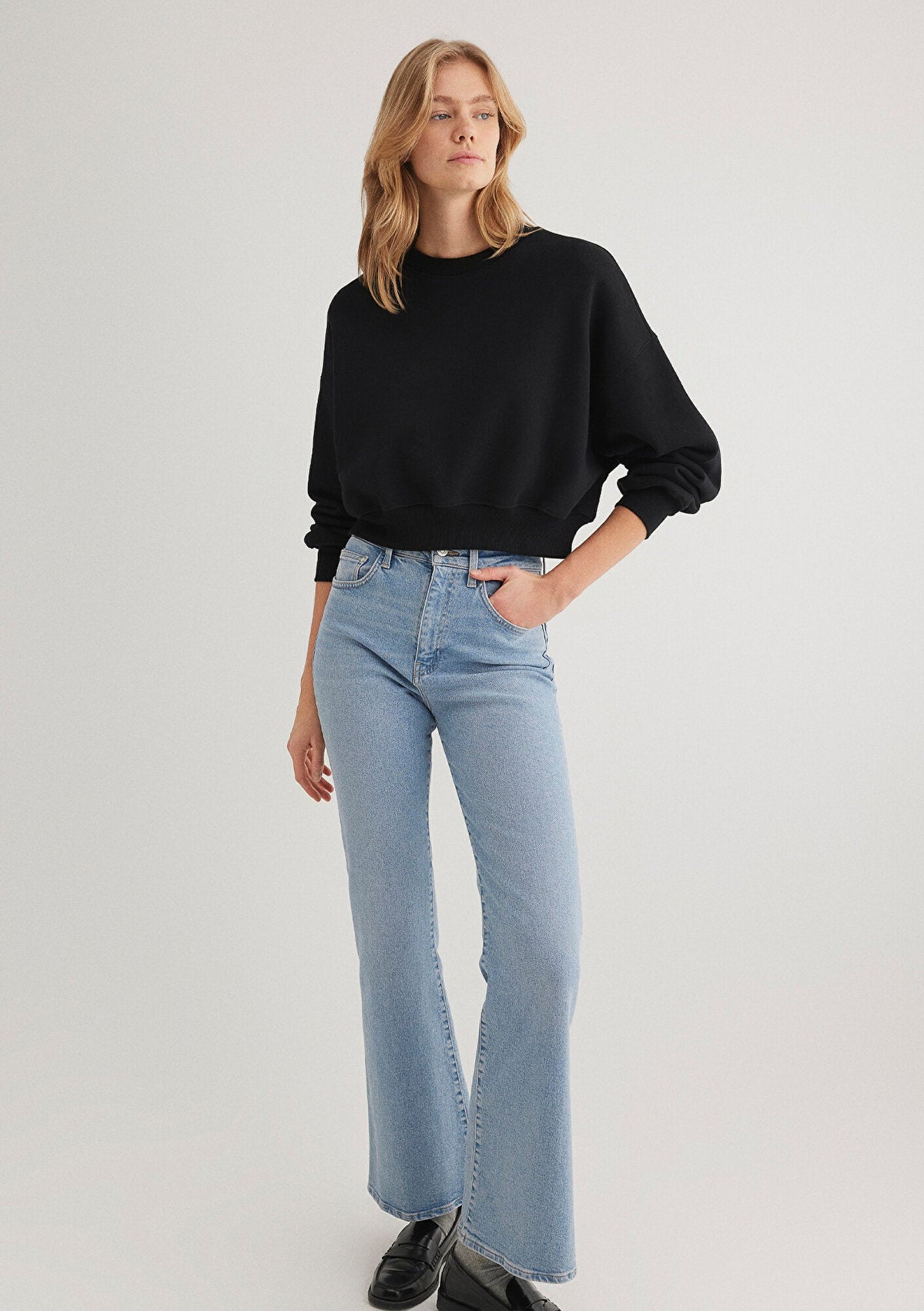 Crew Neck Black Sweatshirt