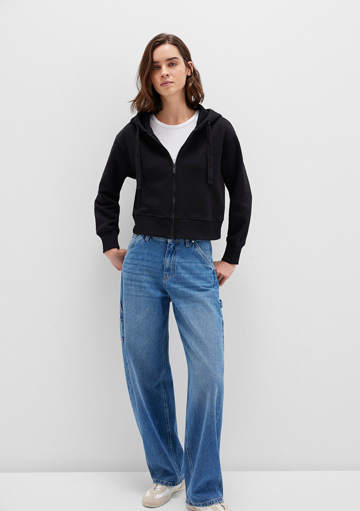 Black Sweatshirt