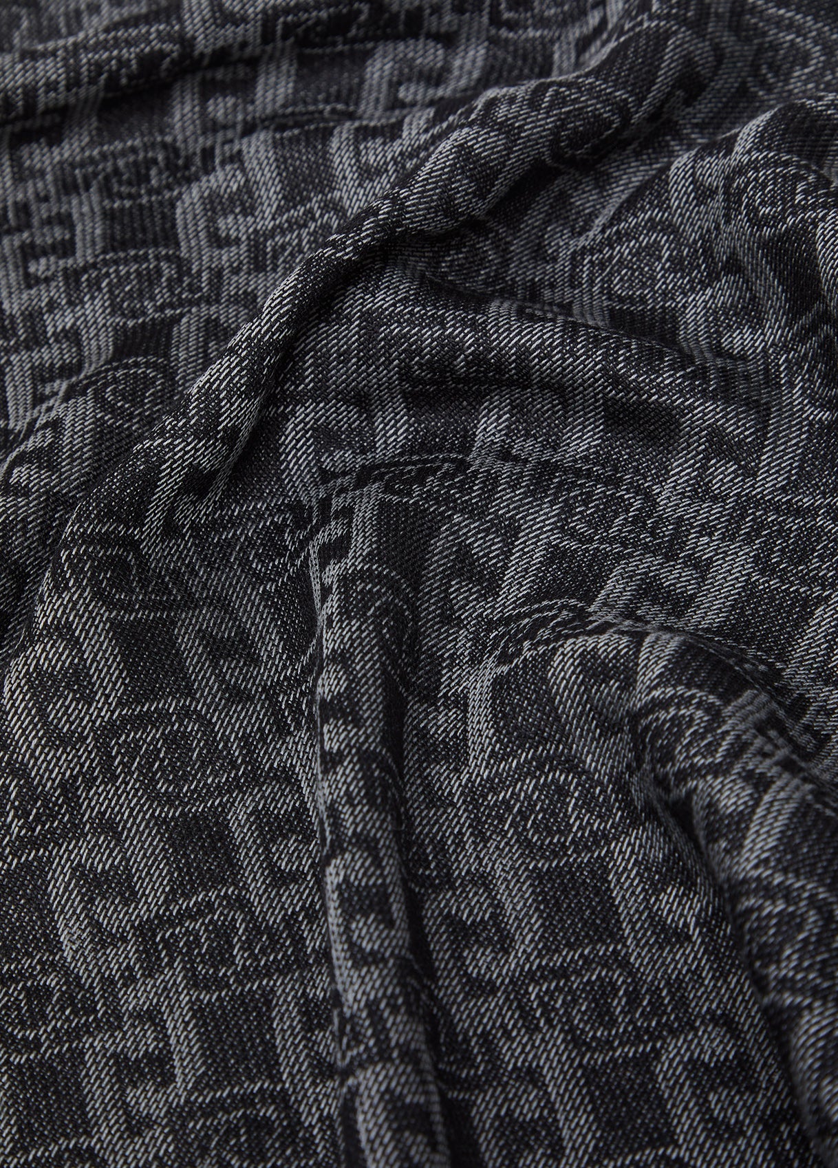 2A5004T030022222T.U.-black