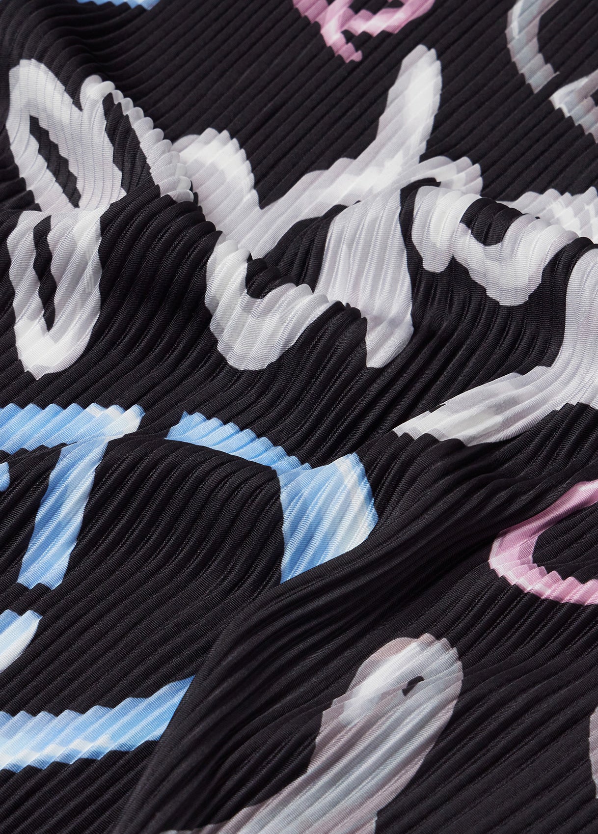 2A5019T030022222T.U.-black