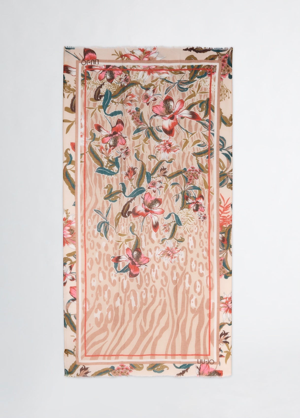 2A5030T030000005T.U.-white