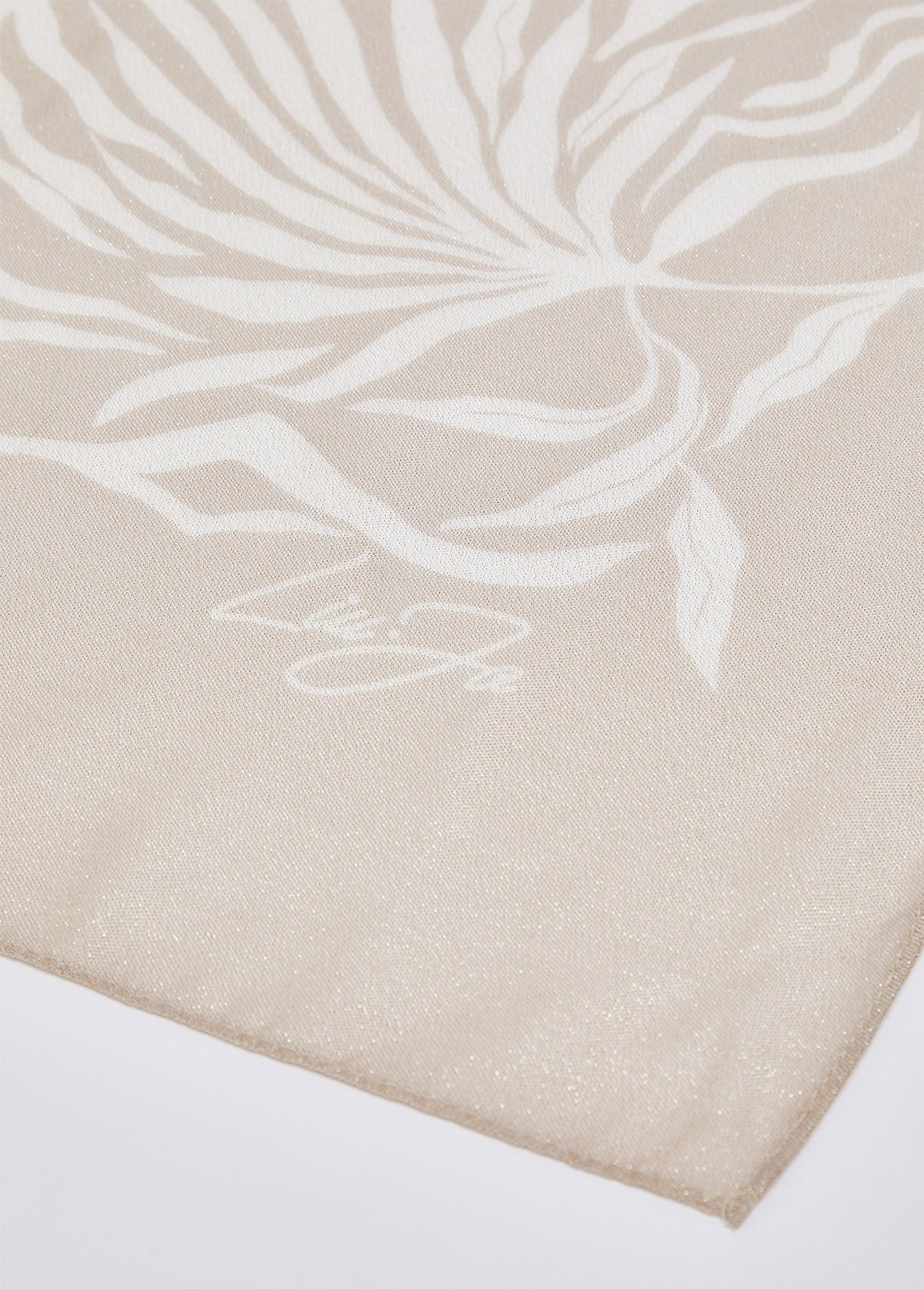 2A6032T273800005T.U.-beige