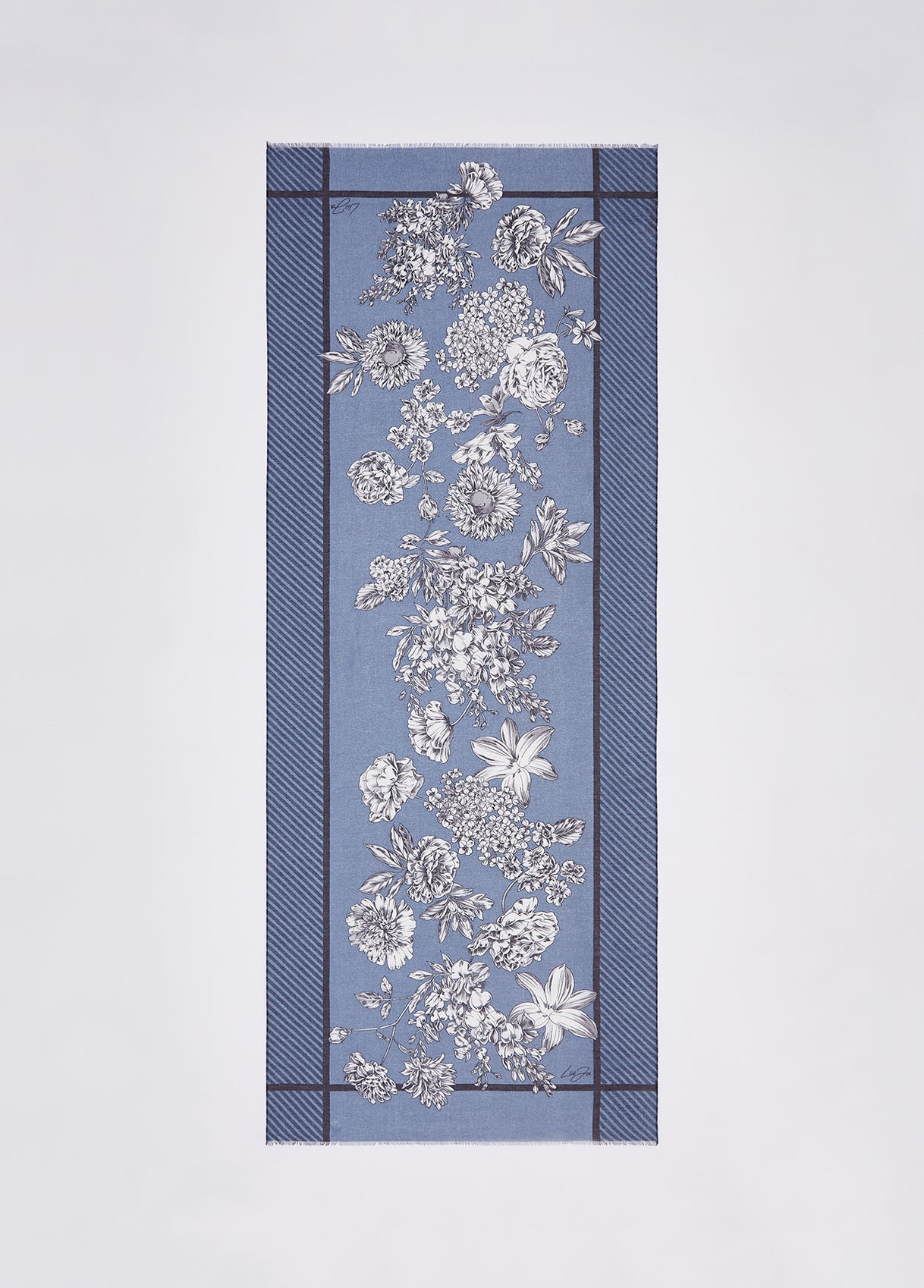 2A6051T122A74015T.U.-light denim