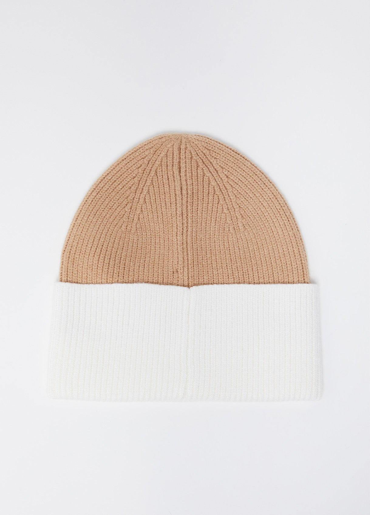 2F4039M030000070T.U.-camel