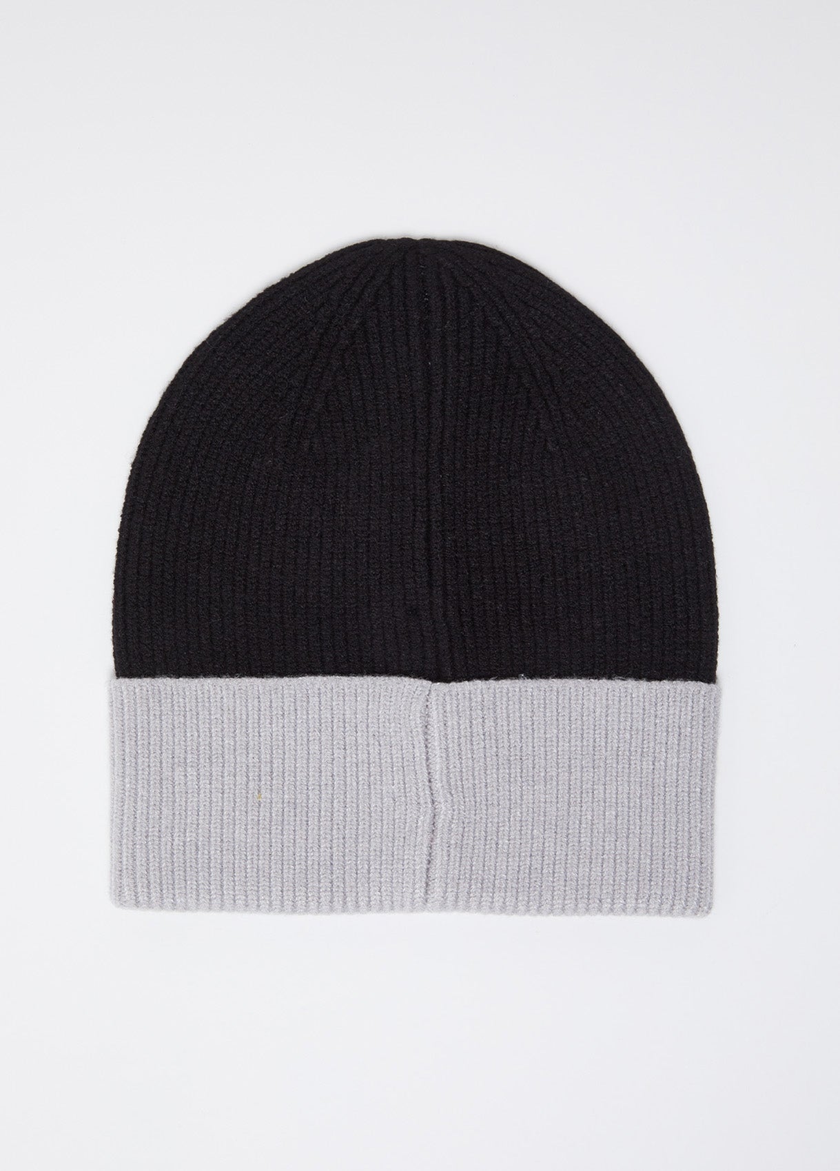 2F4039M030022222T.U.-black