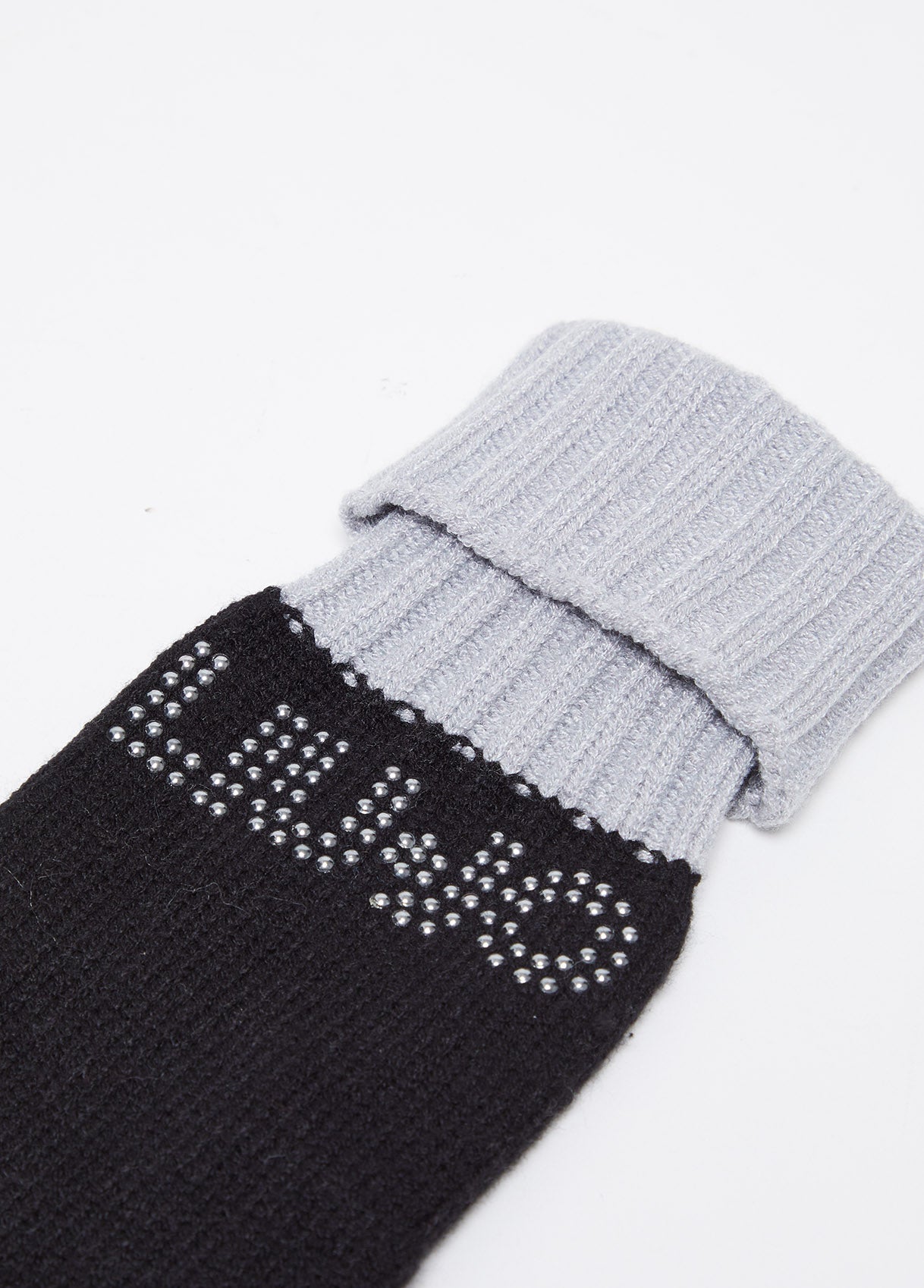 2F4040M030022222T.U.-black