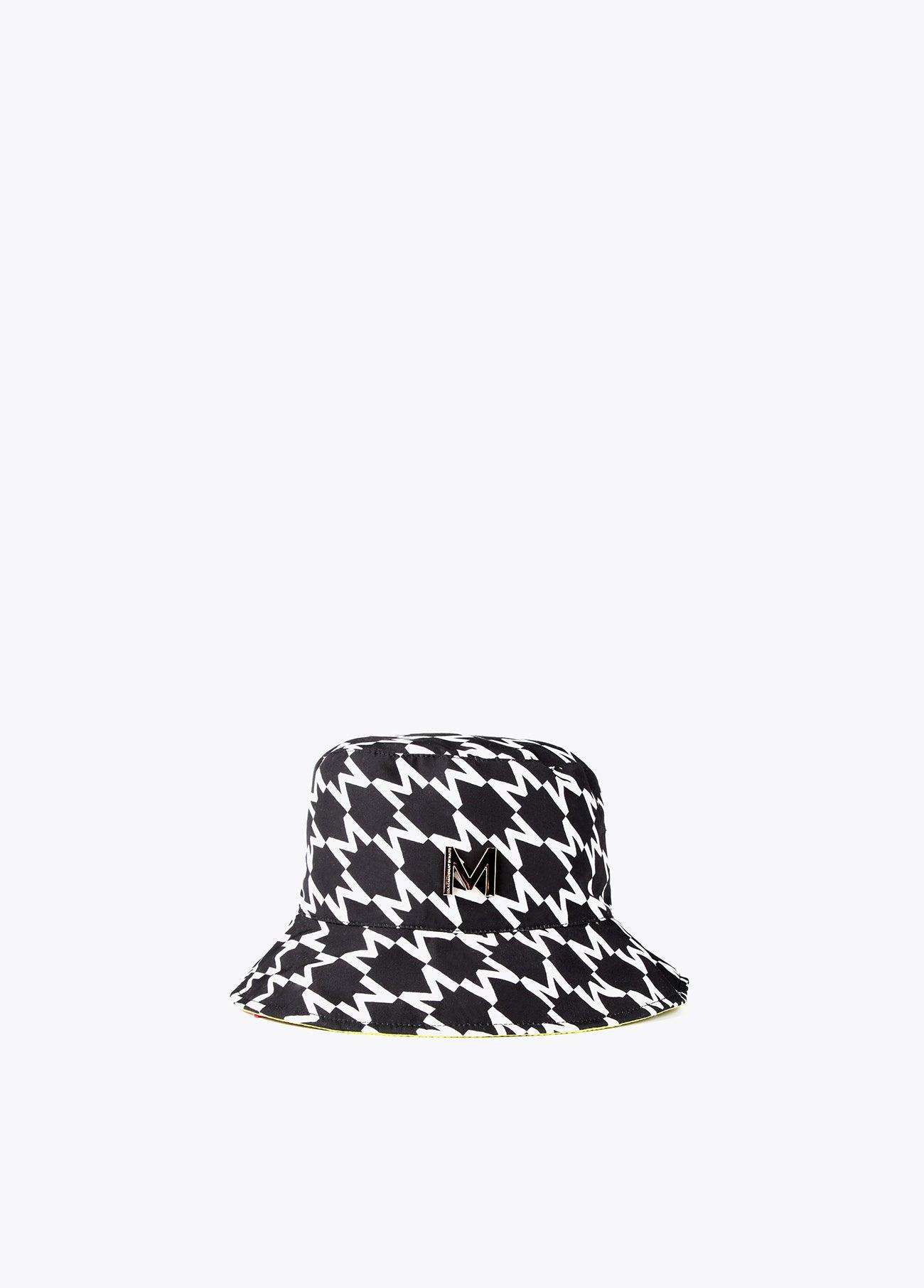 32451003-Laminated-effect logo hat-Black