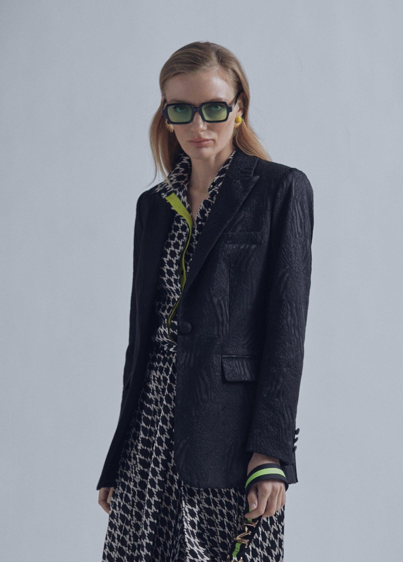 32463003-Animal print blazer-Black