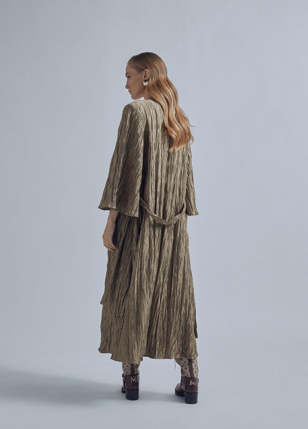 32465004-Pleated midi dress with a belt-Golden