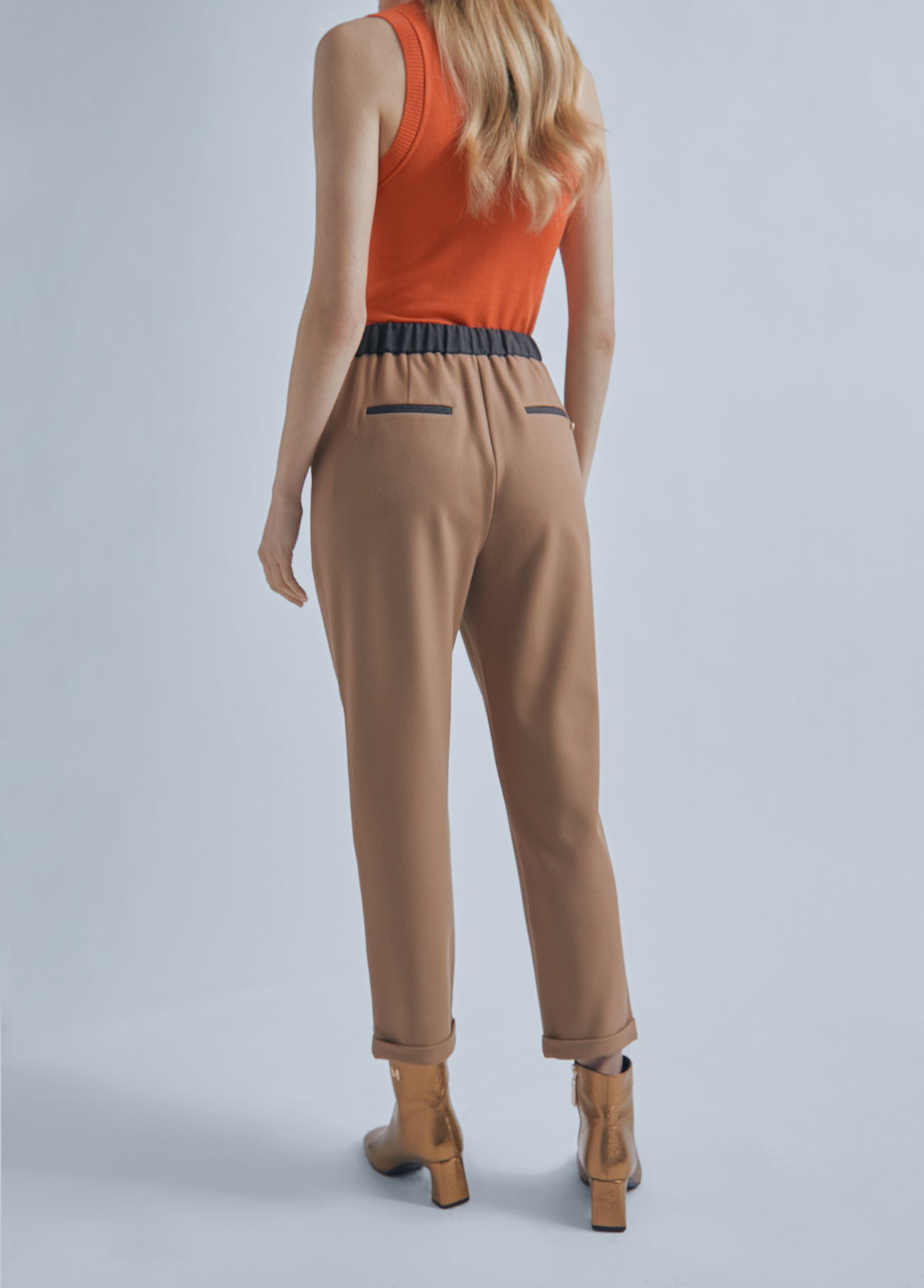 32467023-Basic joggers-Camel