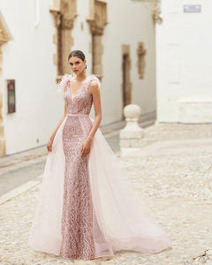 MAUVE