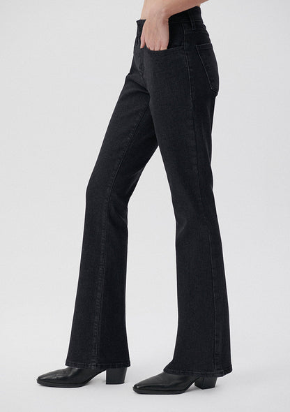 Molly Smoke Str Jean Pant