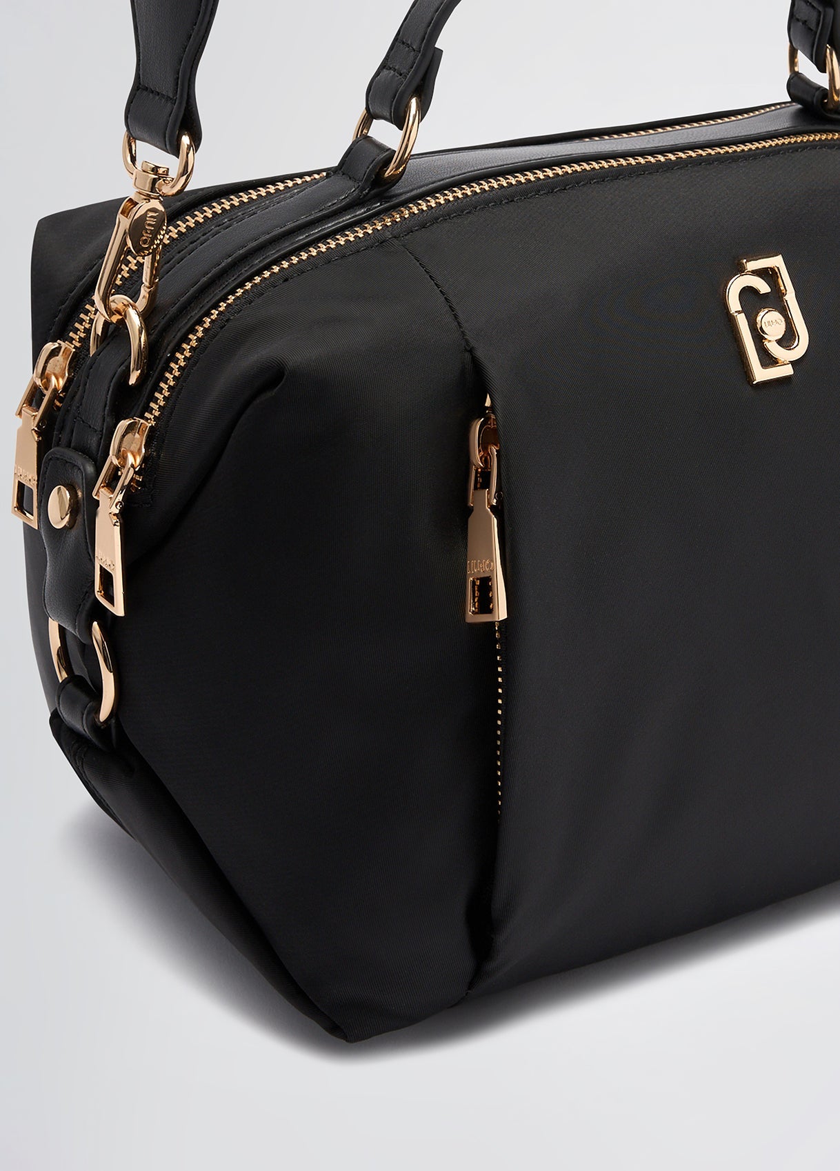 AA5006T455922222T.U.-black