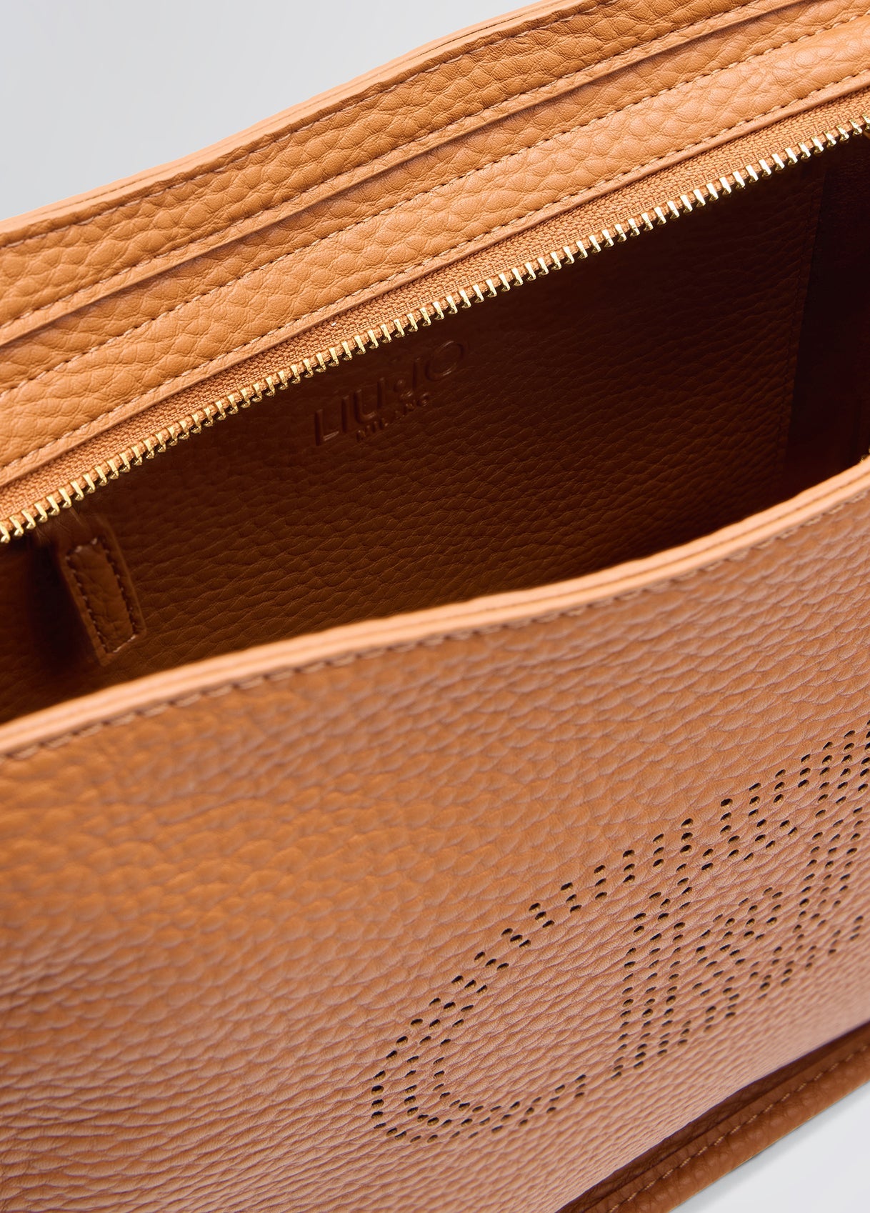 AA5010E016181154T.U.-brown