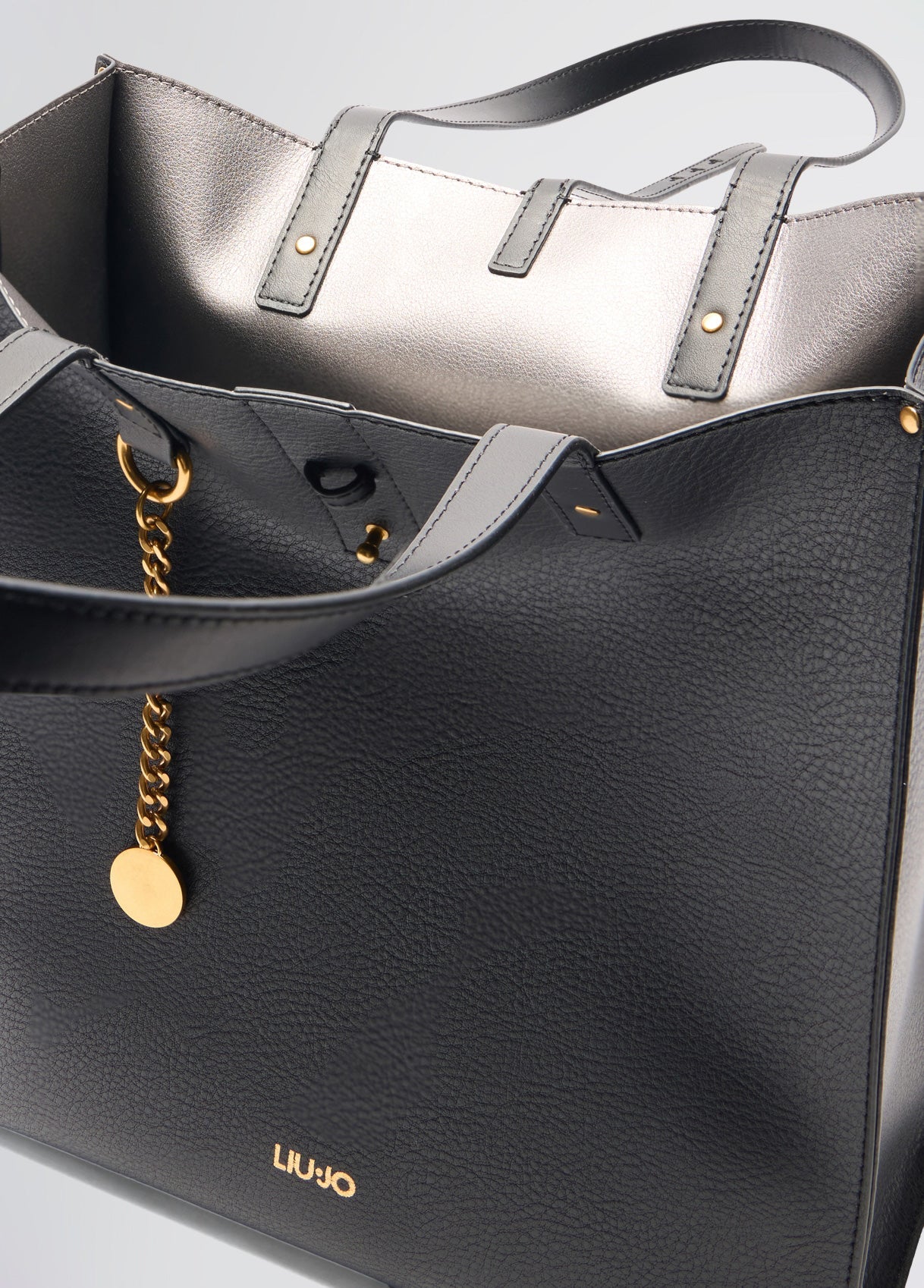 AA5025E006422222T.U.-black