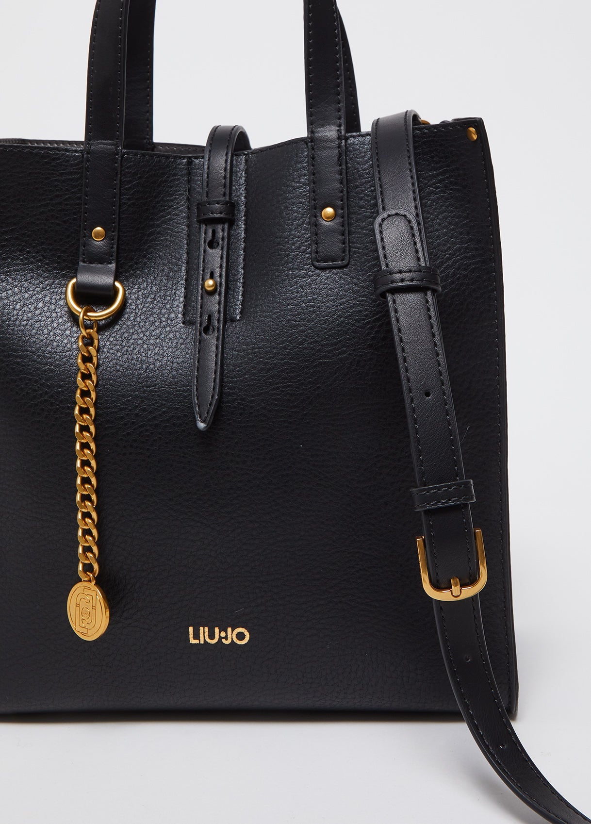 AA5026E006422222T.U.-black