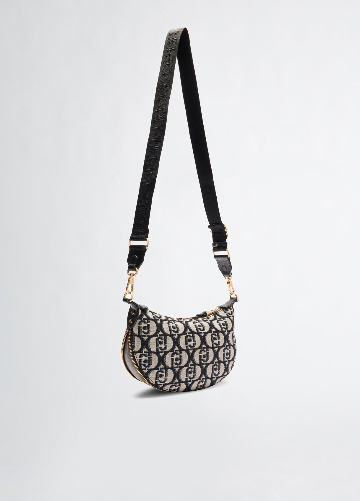 AA5043T334222222T.U.-black