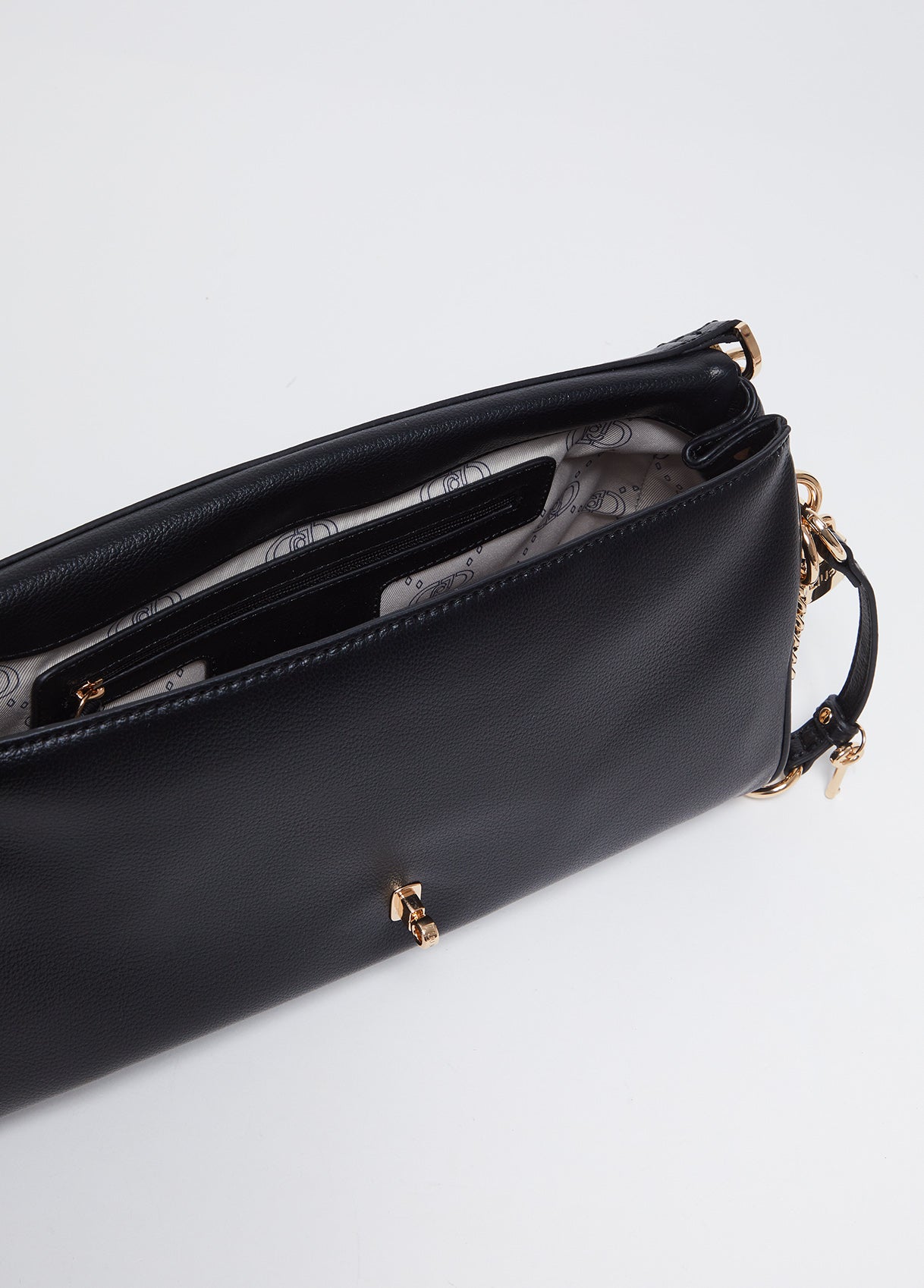 AA5053E003722222T.U.-black