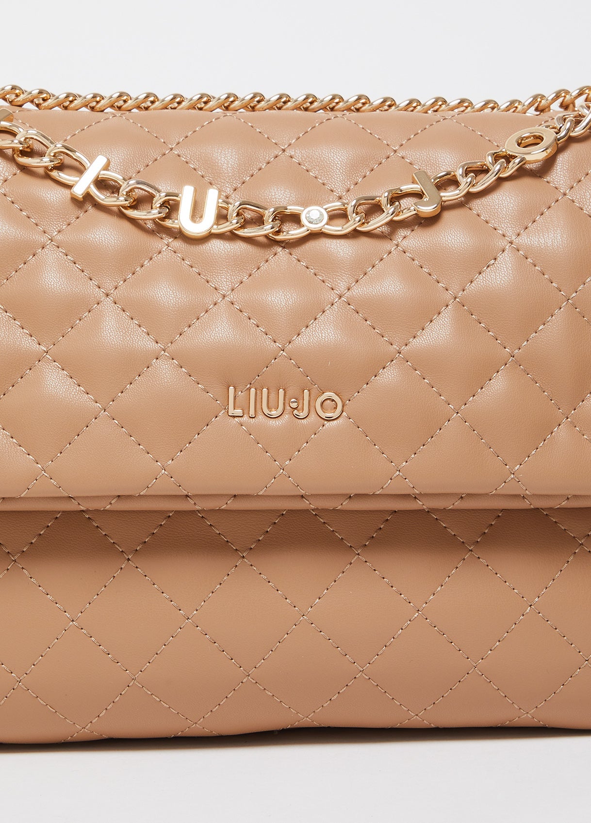 AA5058E001500070T.U.-camel