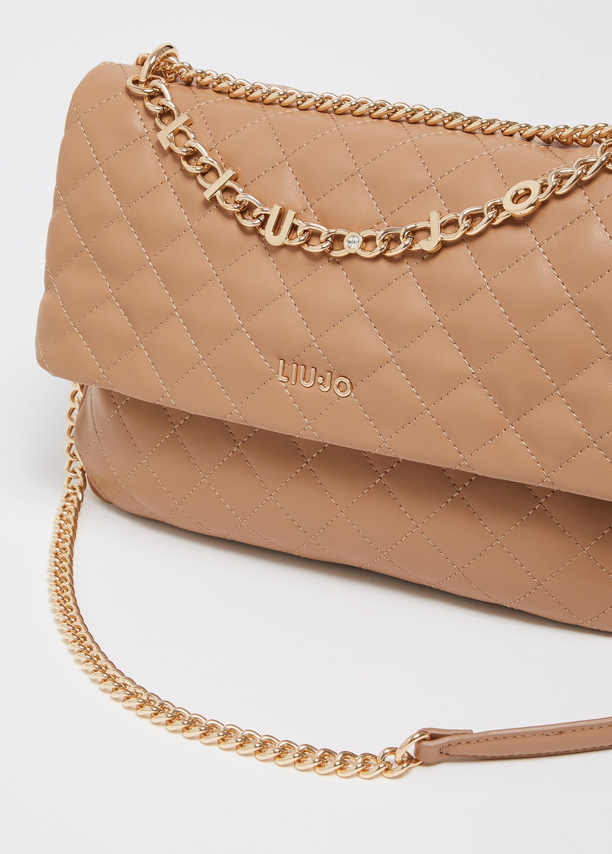 AA5058E001500070T.U.-camel