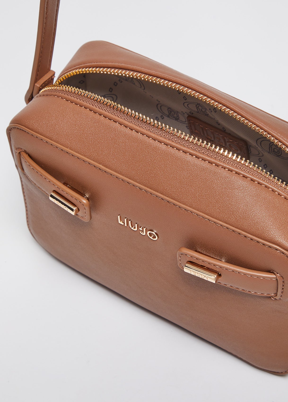 AA5079E000301036T.U.-brown