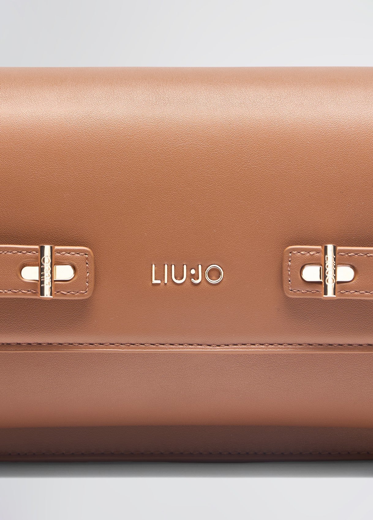 AA5080E000301036T.U.-brown