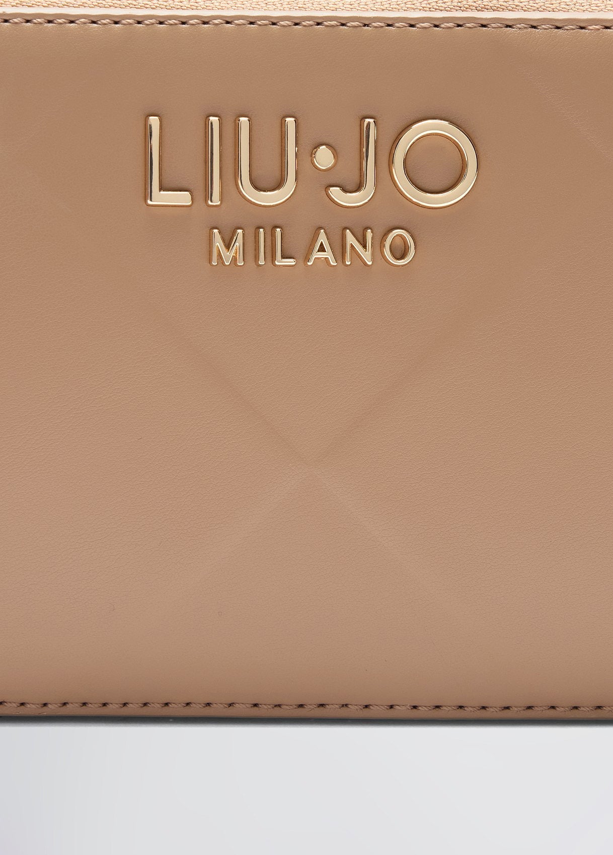 AA5100E077800070T.U.-camel