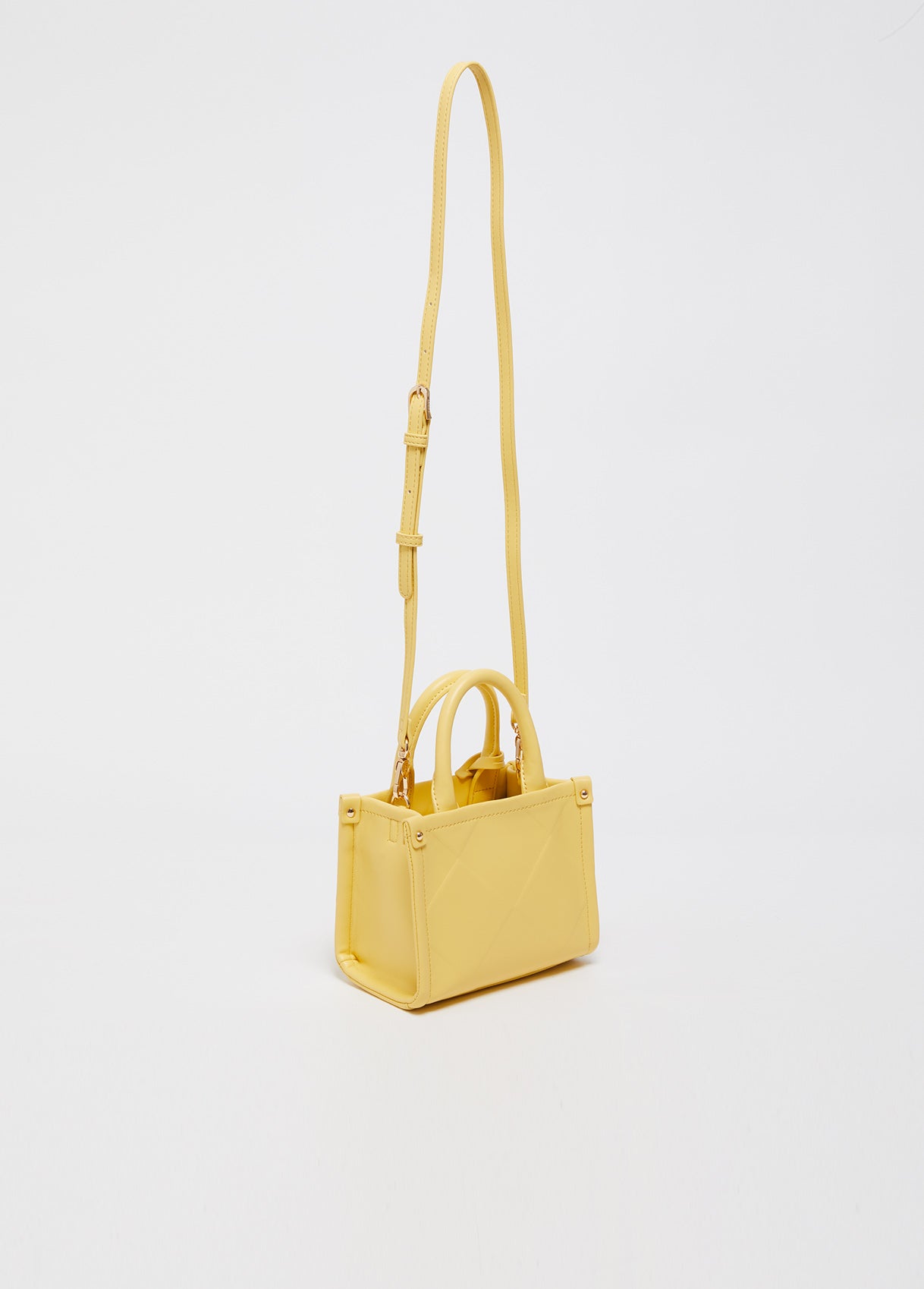 AA5102E077830640T.U.-cream